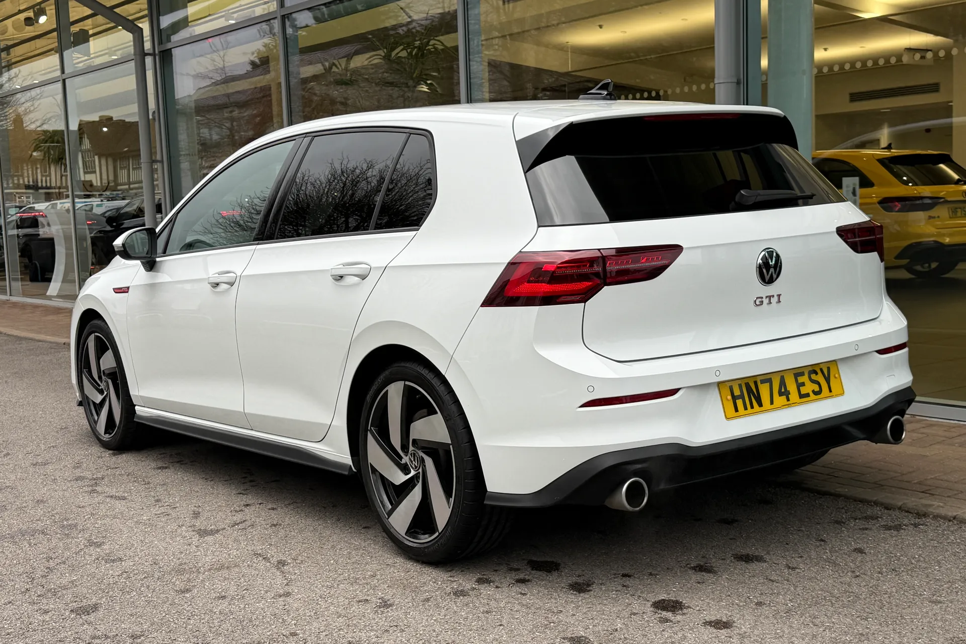 VOLKSWAGEN GOLF thumbnail image number 9