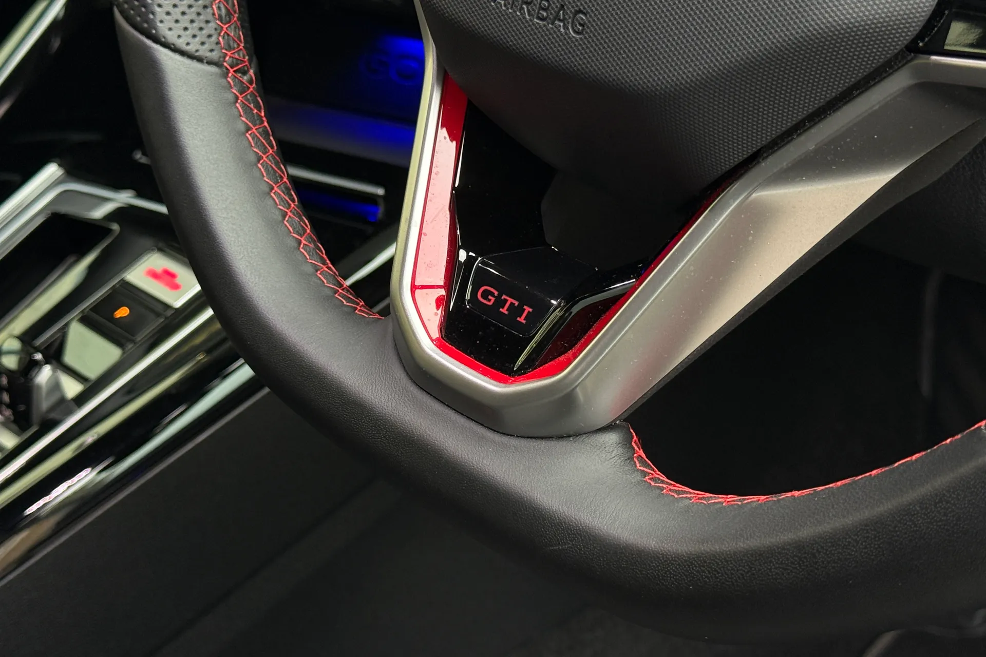 VOLKSWAGEN GOLF thumbnail image number 67