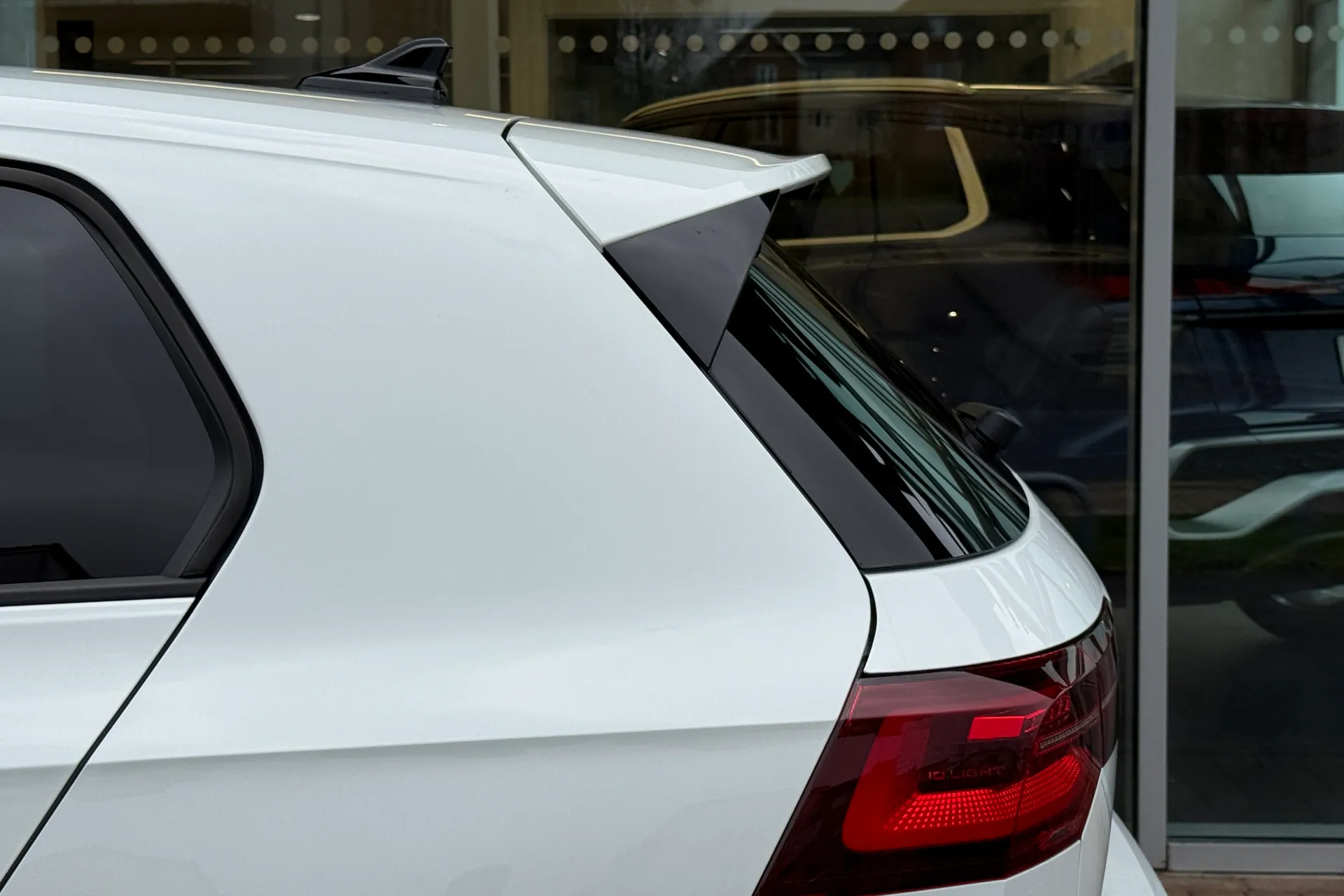 VOLKSWAGEN GOLF thumbnail image number 49