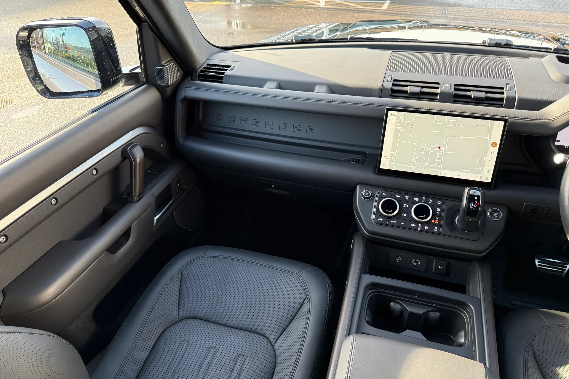 LAND ROVER DEFENDER thumbnail image number 21