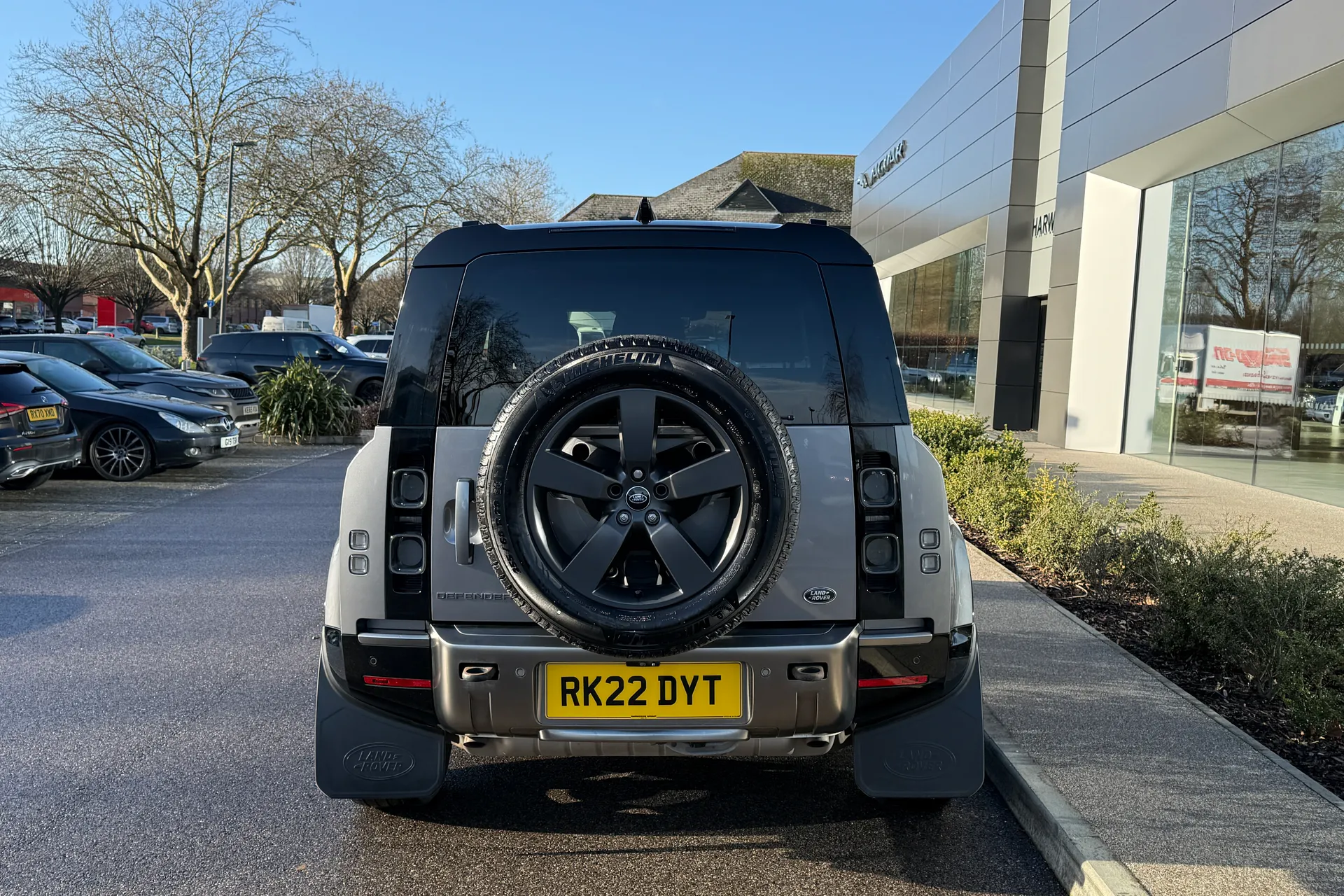 LAND ROVER DEFENDER thumbnail image number 16