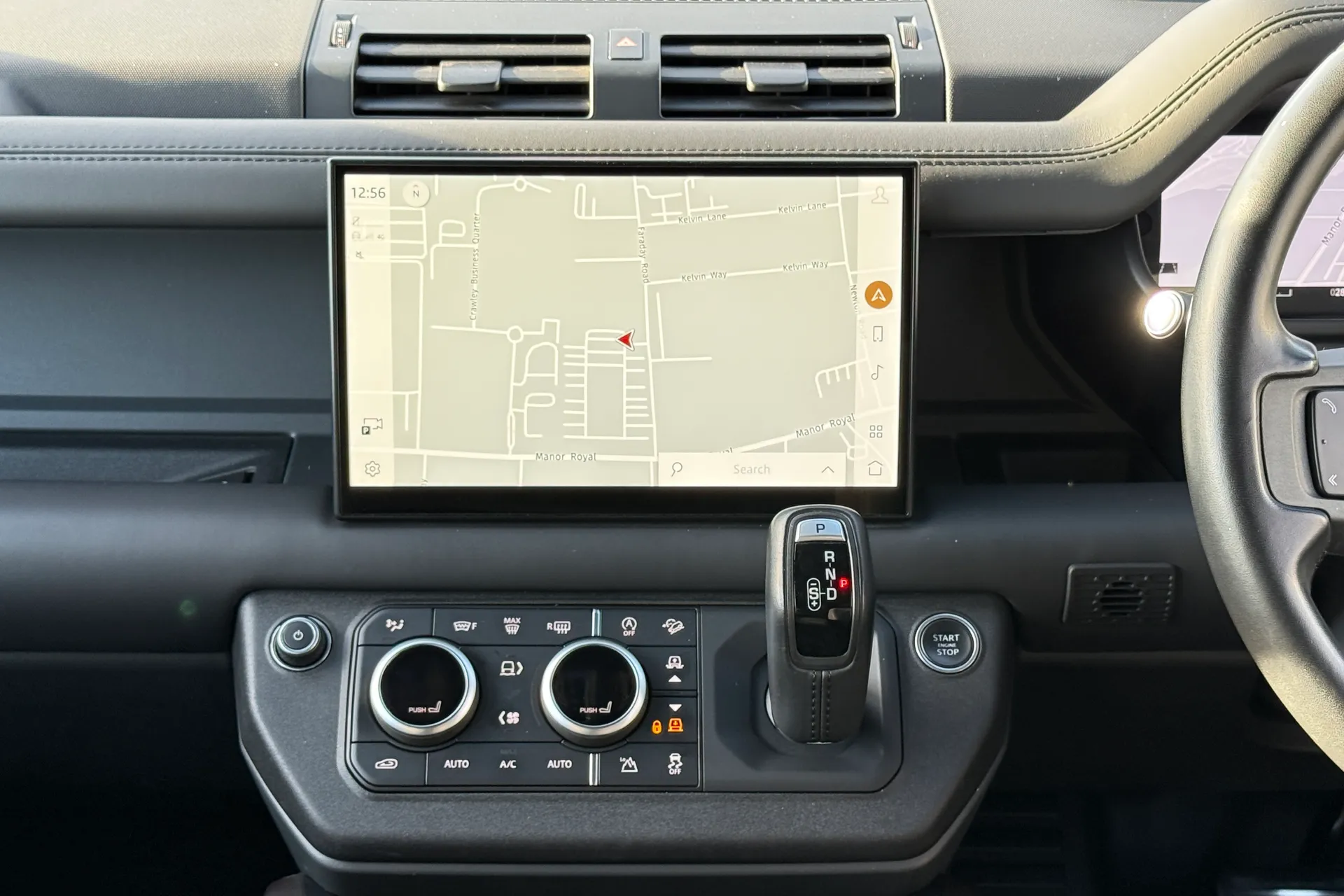 LAND ROVER DEFENDER thumbnail image number 23