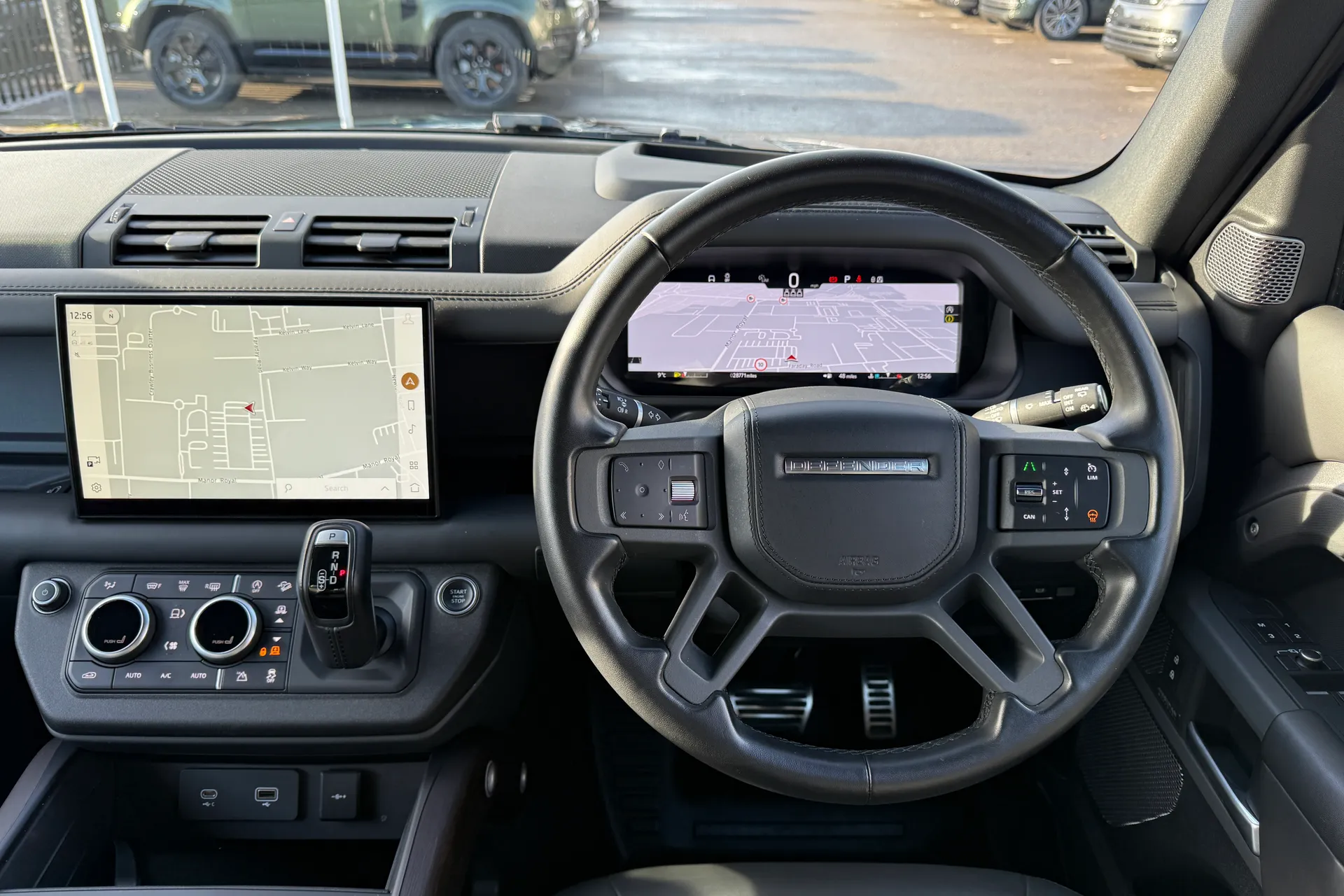 LAND ROVER DEFENDER thumbnail image number 26