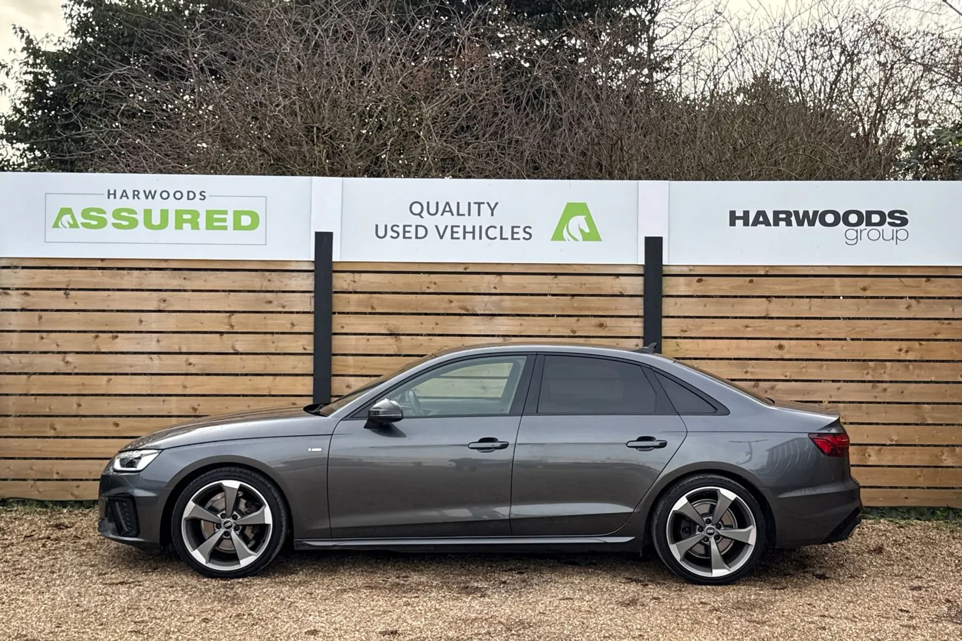 Audi A4 thumbnail image number 11