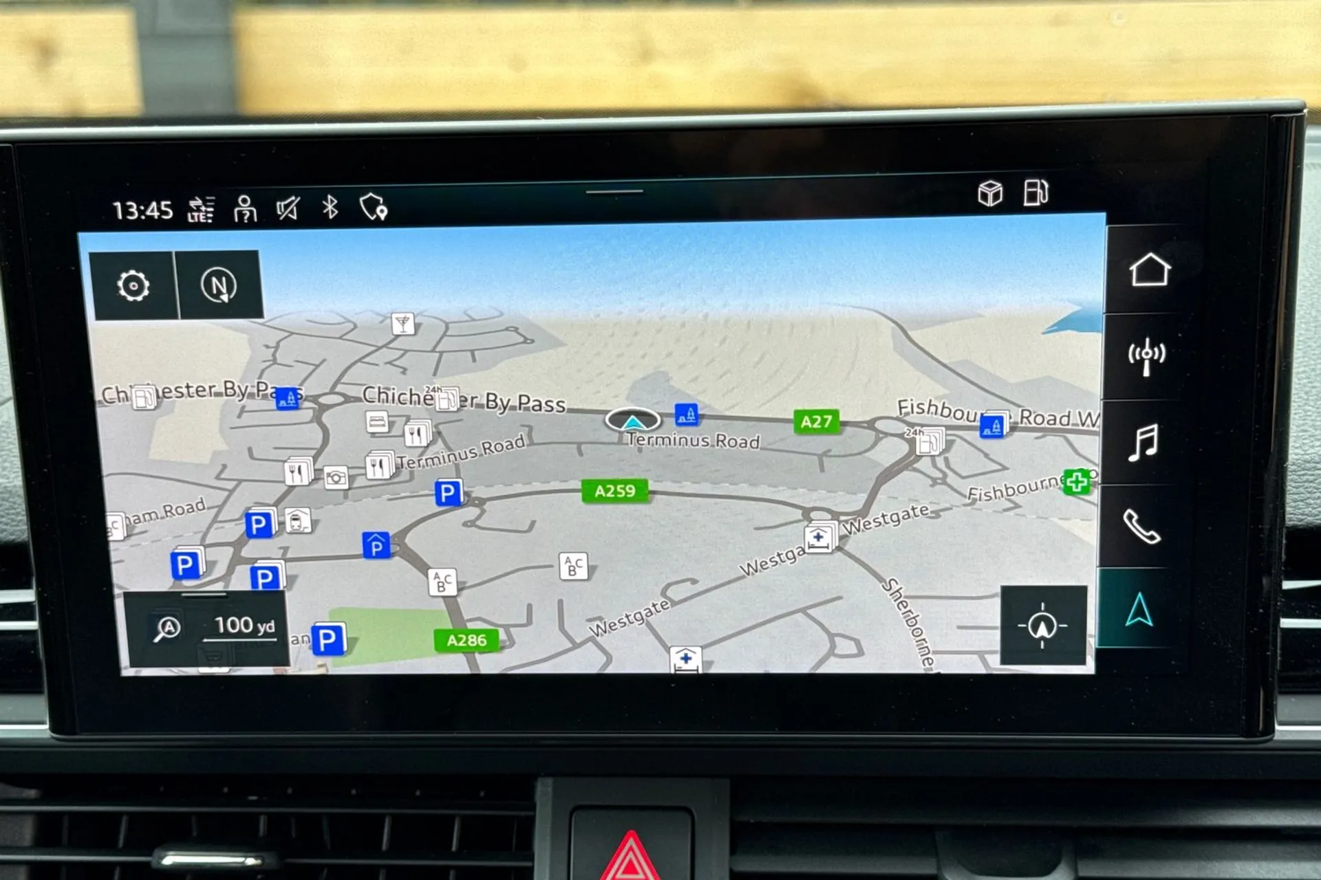 Audi A4 thumbnail image number 4