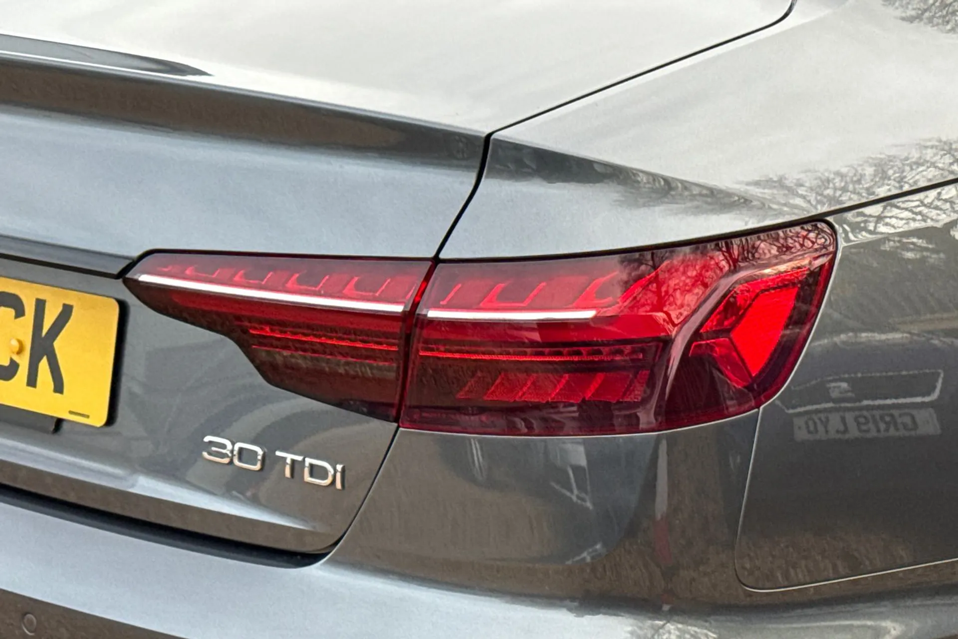 Audi A4 thumbnail image number 43