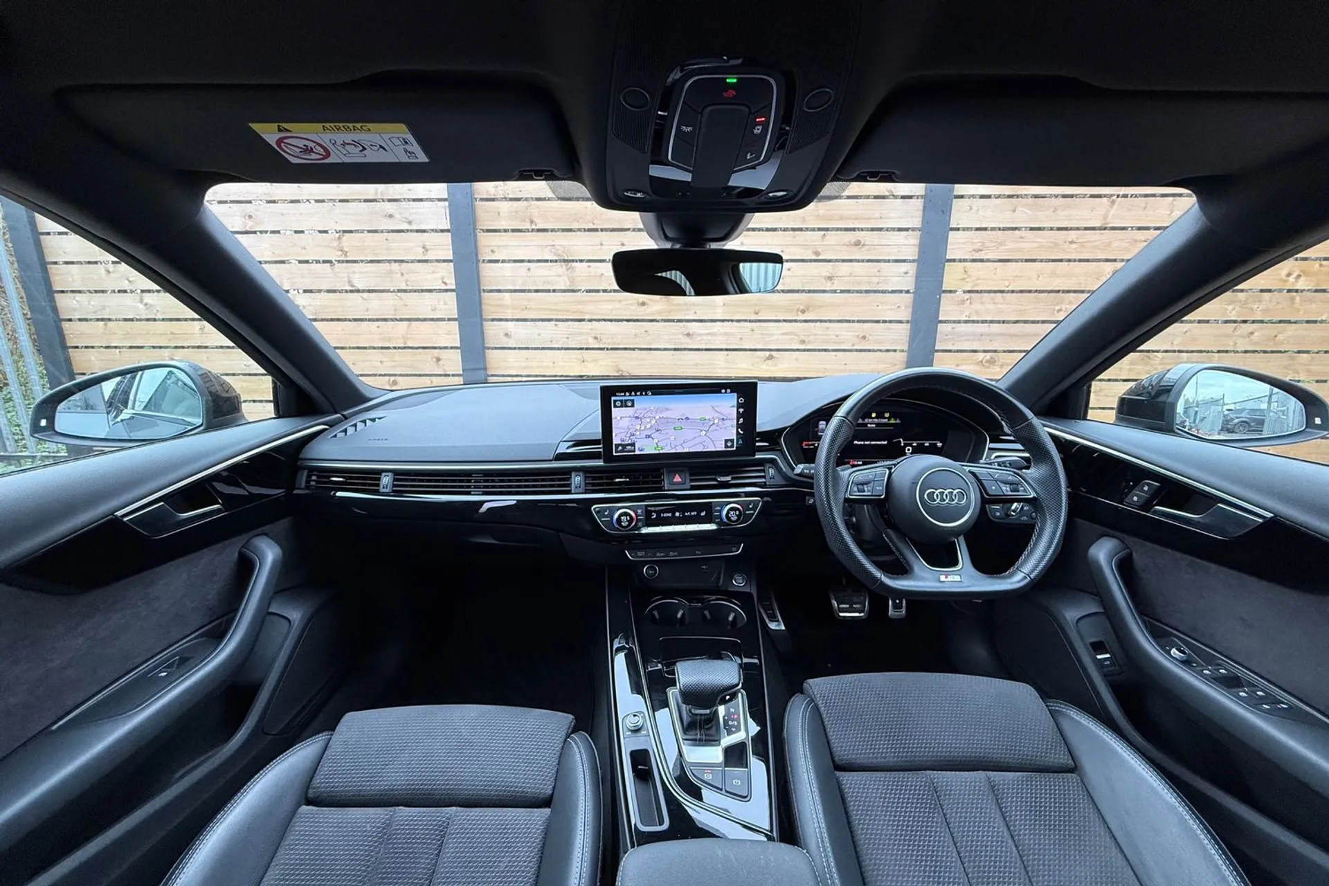 Audi A4 thumbnail image number 3