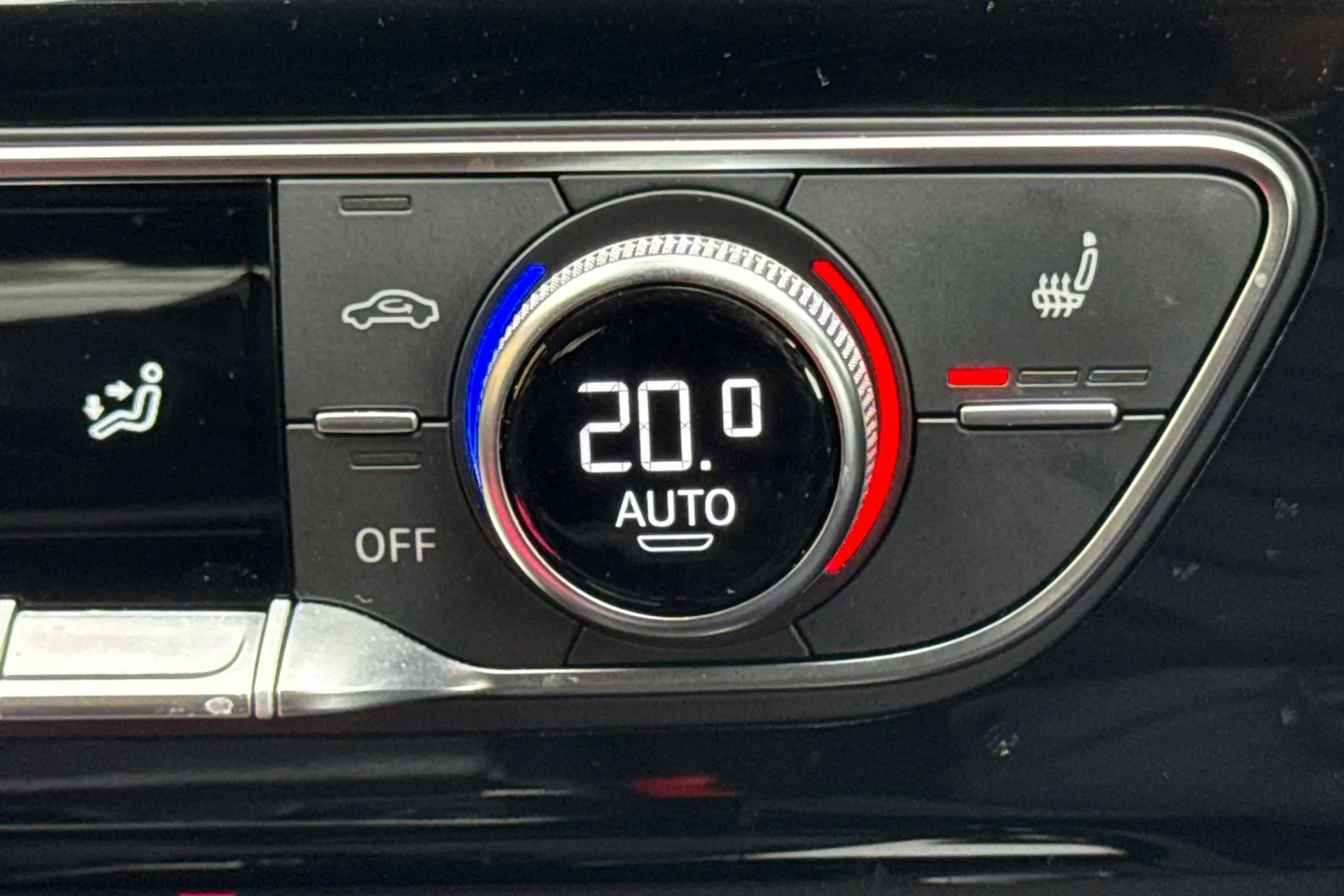 Audi A4 thumbnail image number 52