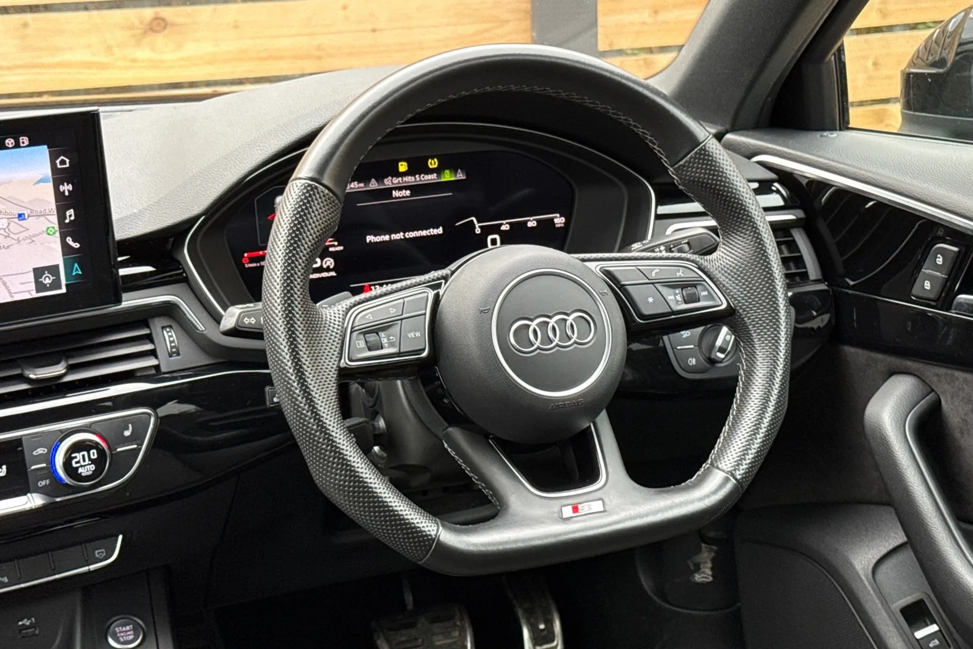 Audi A4 thumbnail image number 36