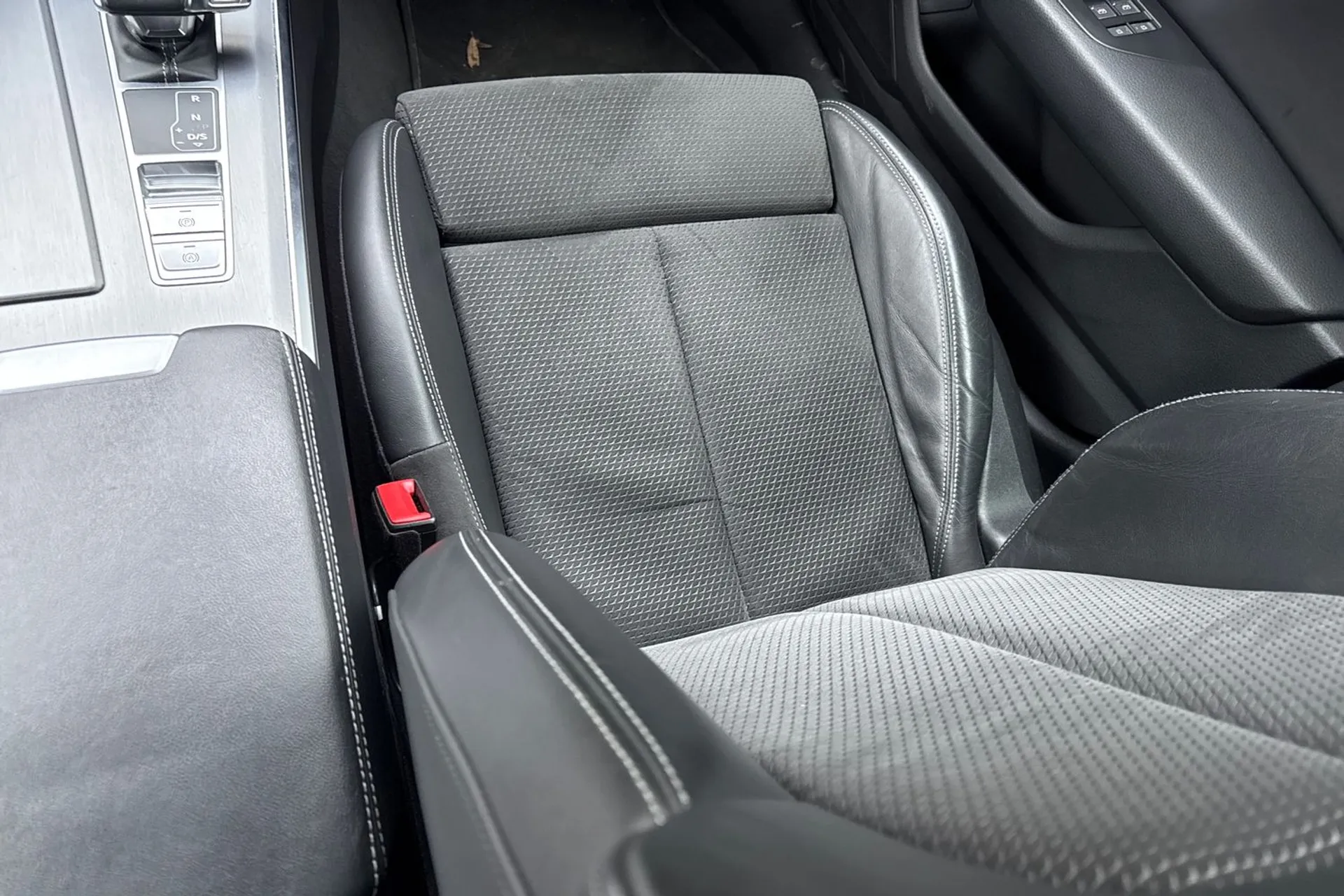 Audi A7 thumbnail image number 34