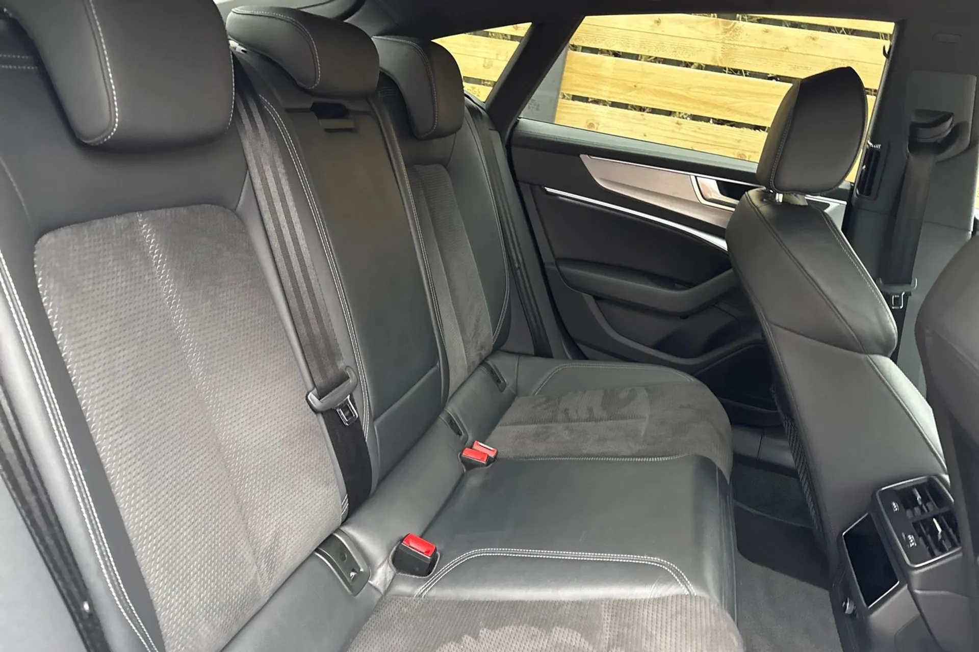 Audi A7 thumbnail image number 23