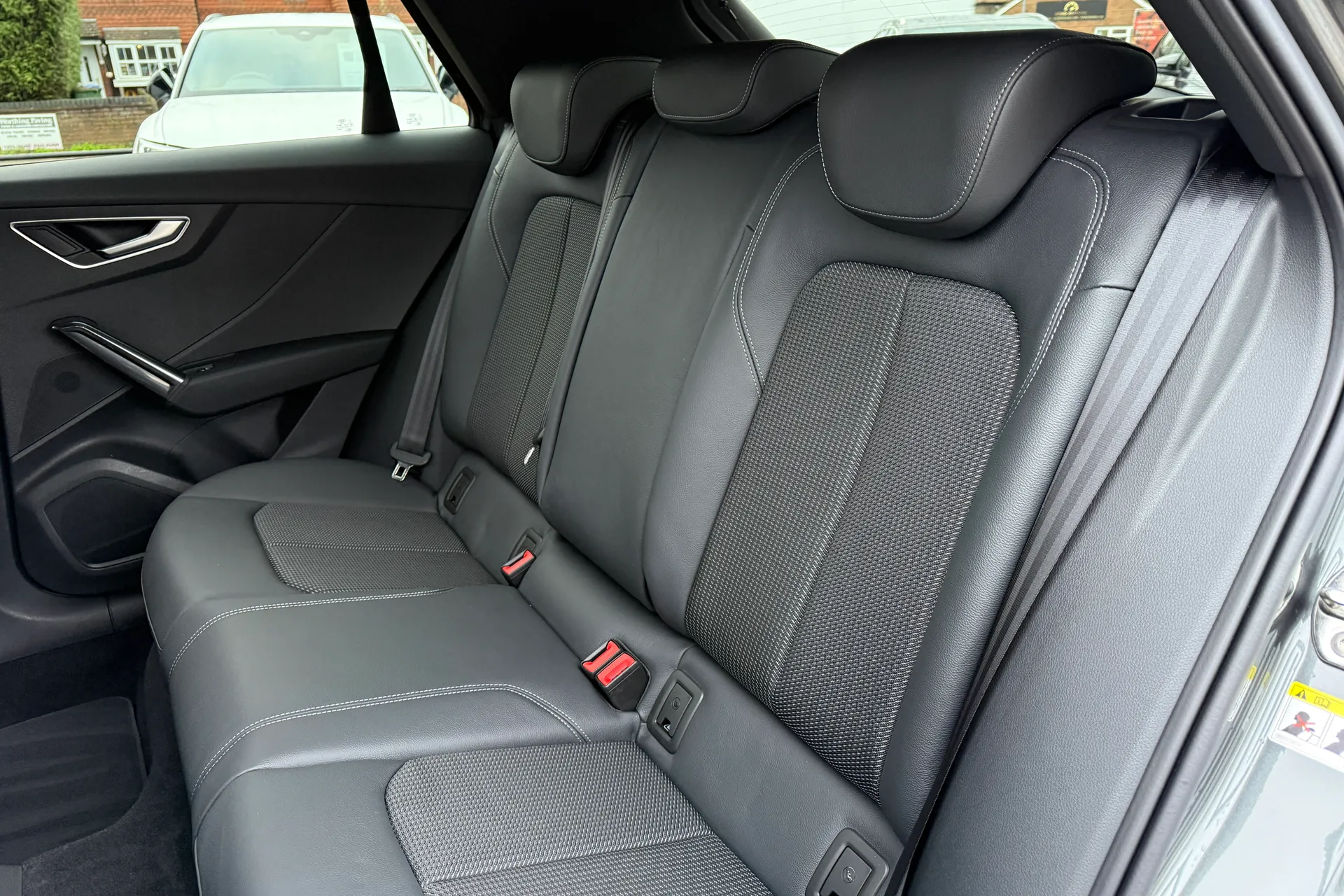 Audi Q2 thumbnail image number 42