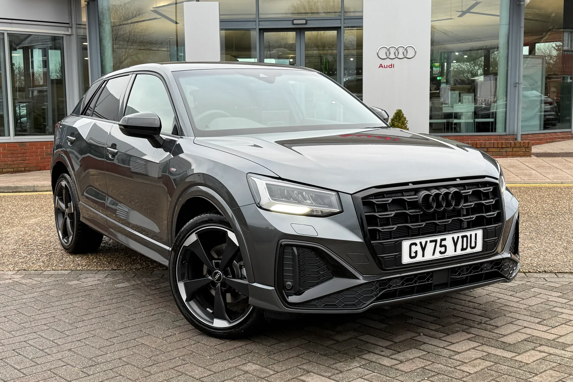 Audi Q2 thumbnail image number 22