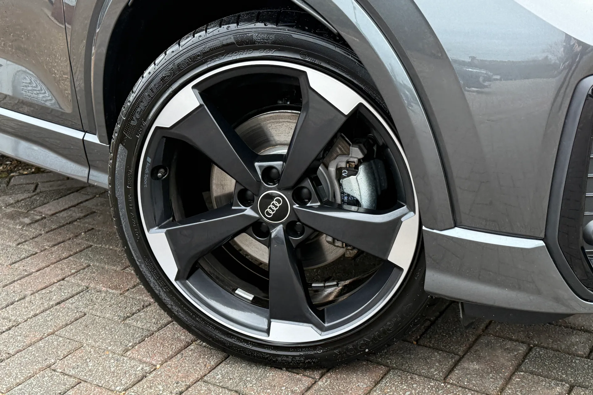 Audi Q2 thumbnail image number 6