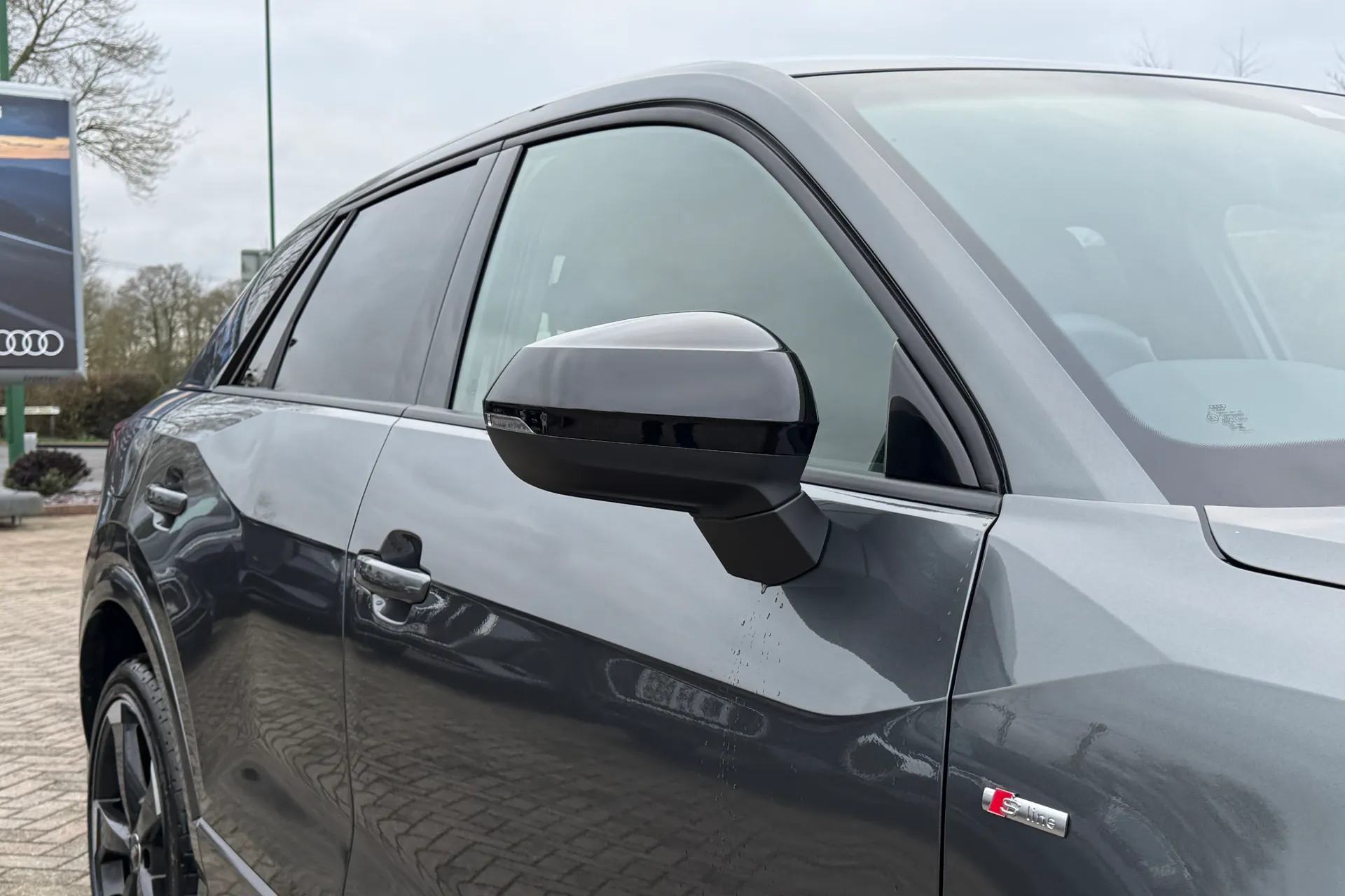 Audi Q2 thumbnail image number 46