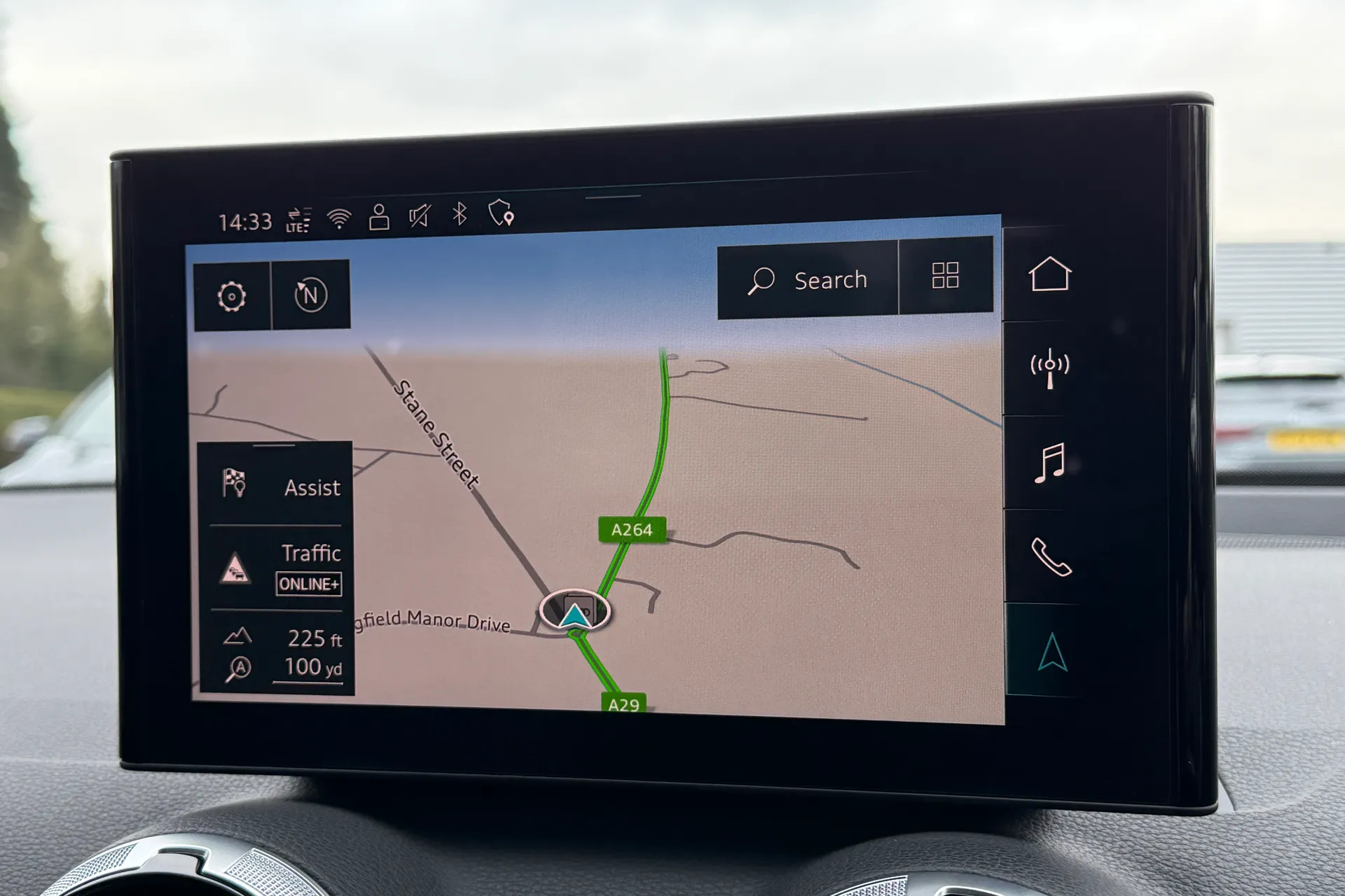 Audi Q2 thumbnail image number 4