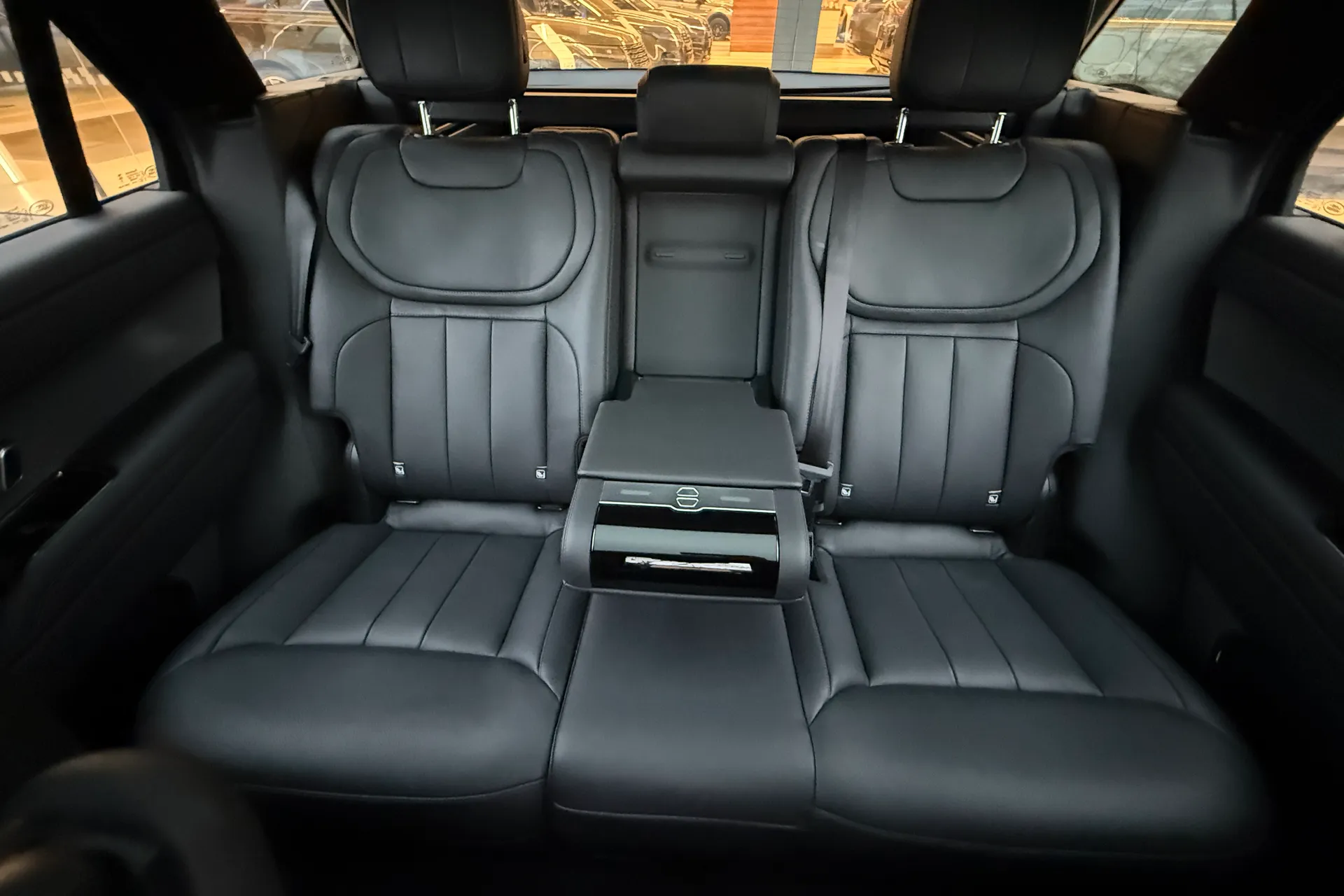 LAND ROVER RANGE ROVER SPORT thumbnail image number 11