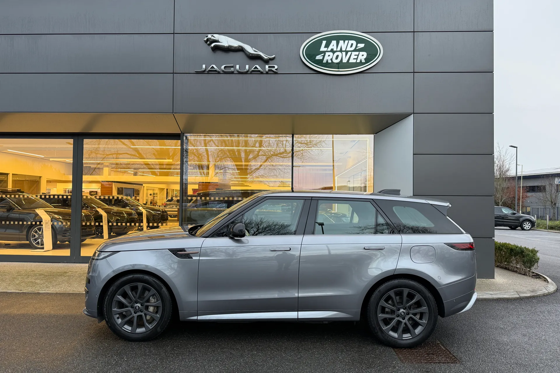 LAND ROVER RANGE ROVER SPORT thumbnail image number 26