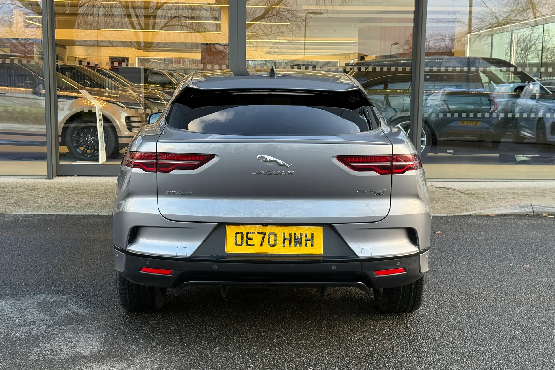 Jaguar I-PACE thumbnail image number 8