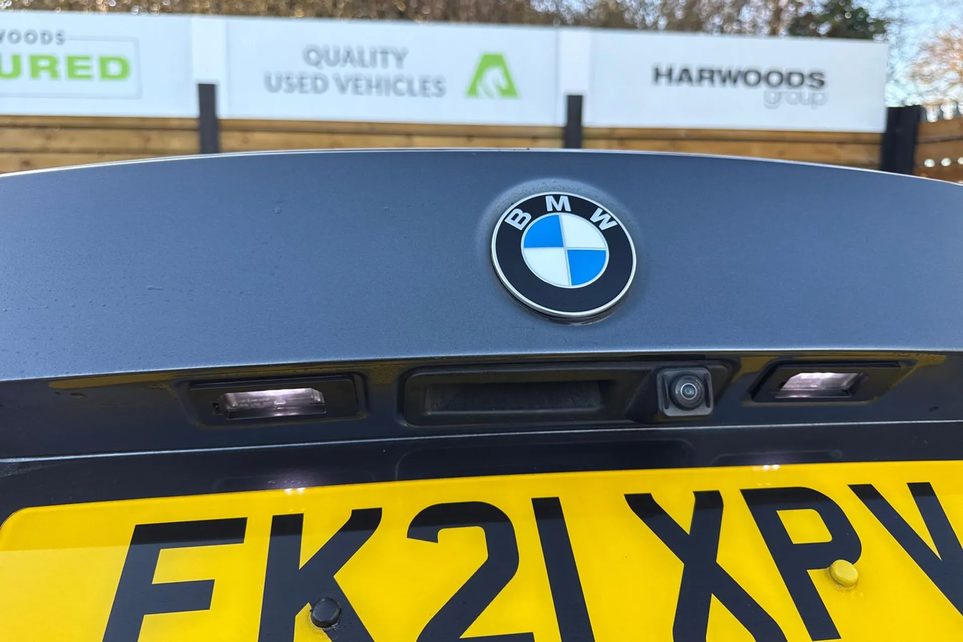 BMW 3 SERIES thumbnail image number 23