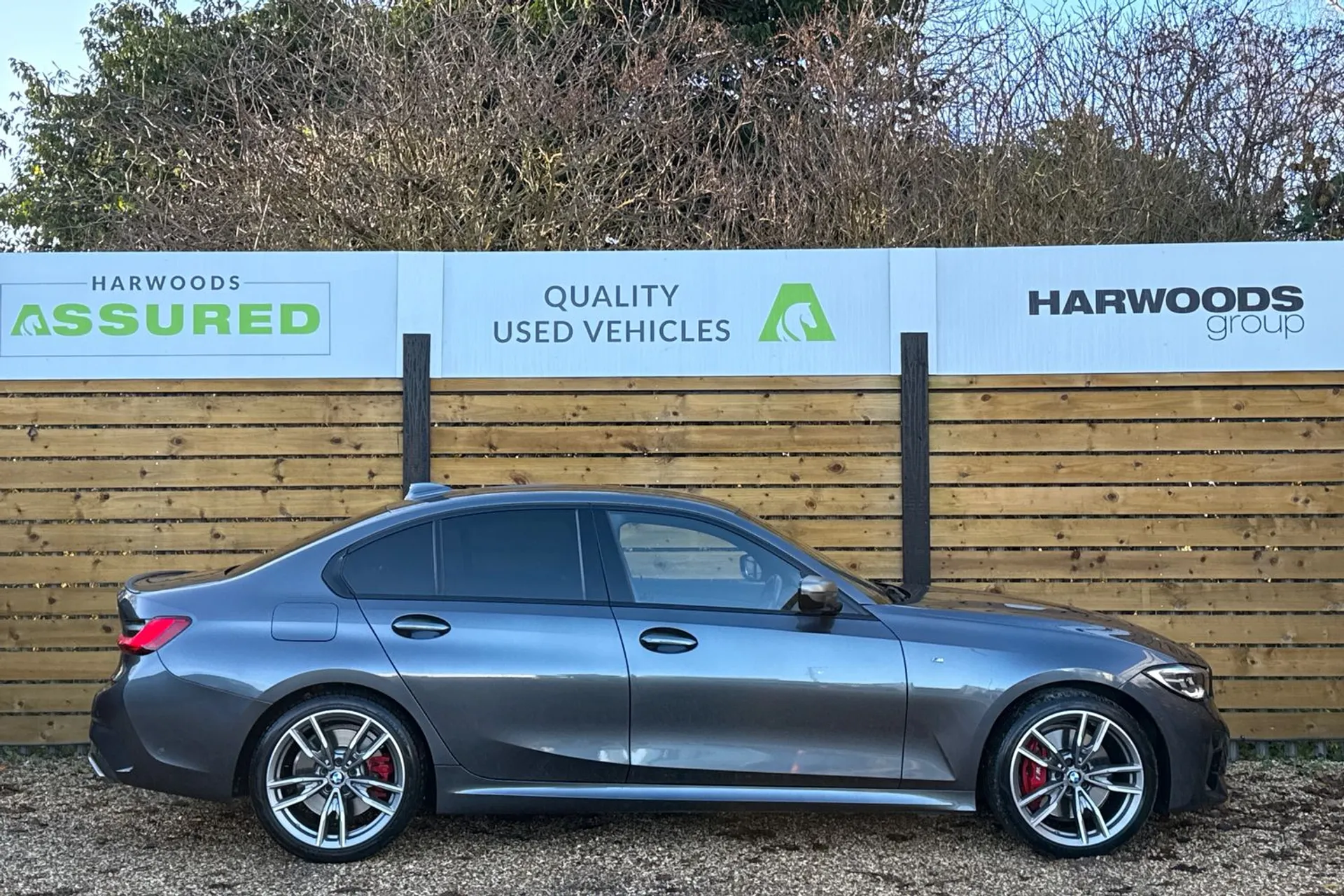 BMW 3 SERIES thumbnail image number 2