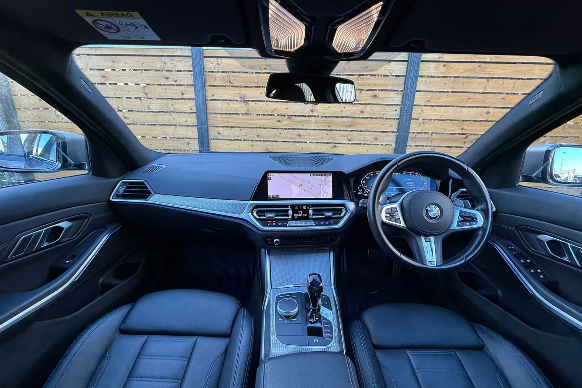 BMW 3 SERIES thumbnail image number 3