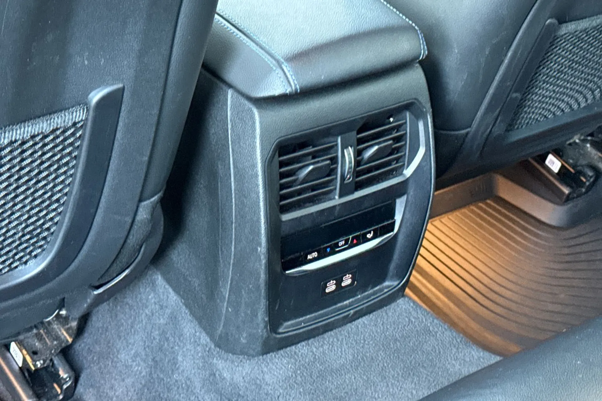 BMW 3 SERIES thumbnail image number 55