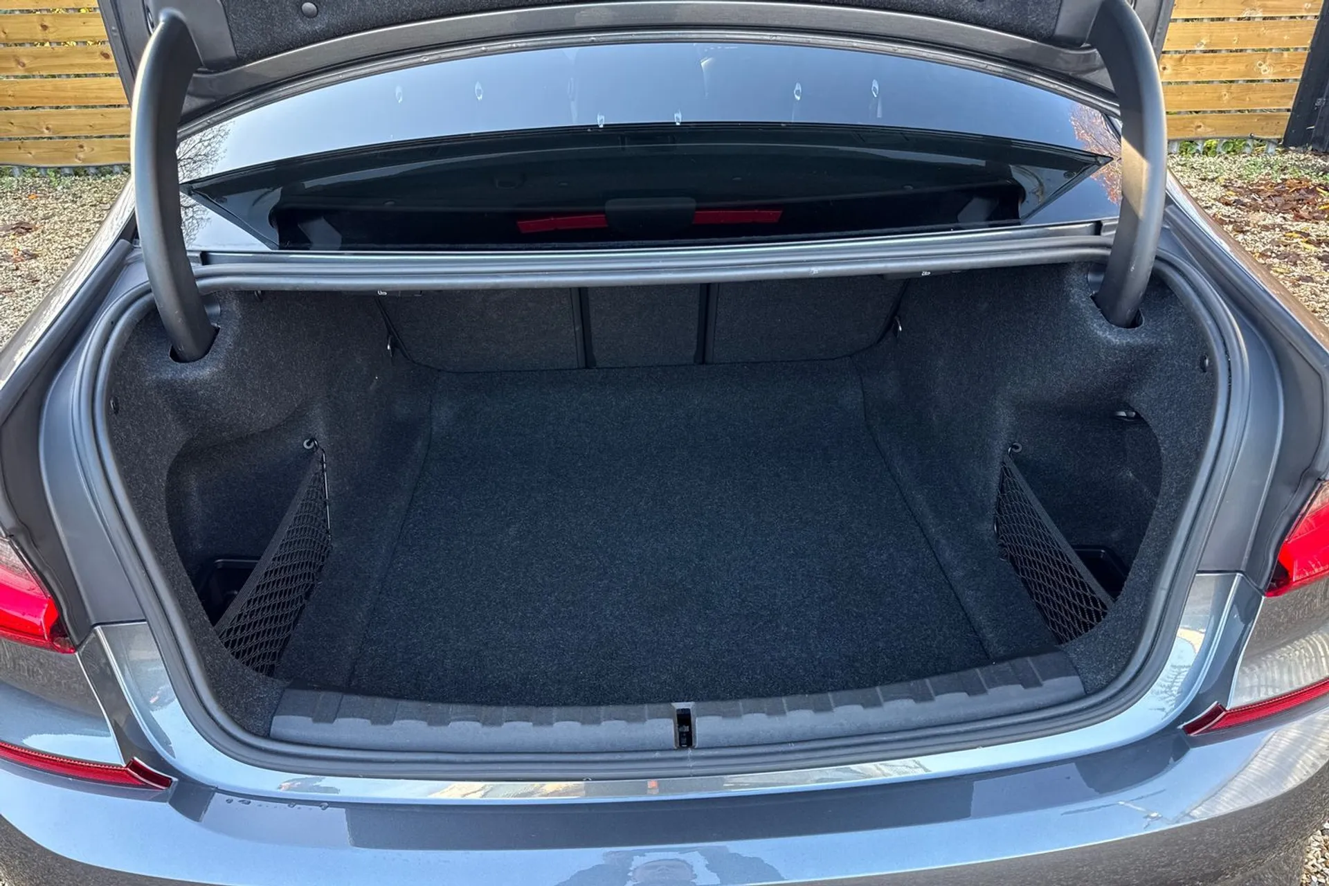 BMW 3 SERIES thumbnail image number 21