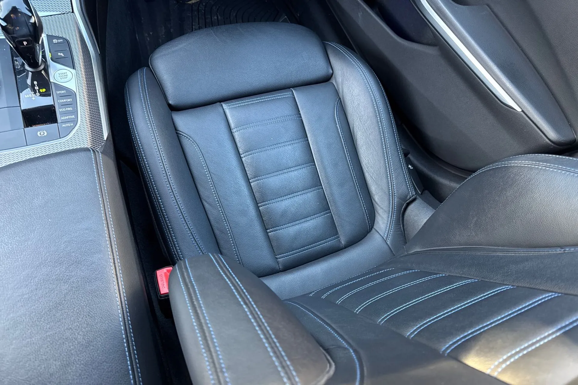 BMW 3 SERIES thumbnail image number 35