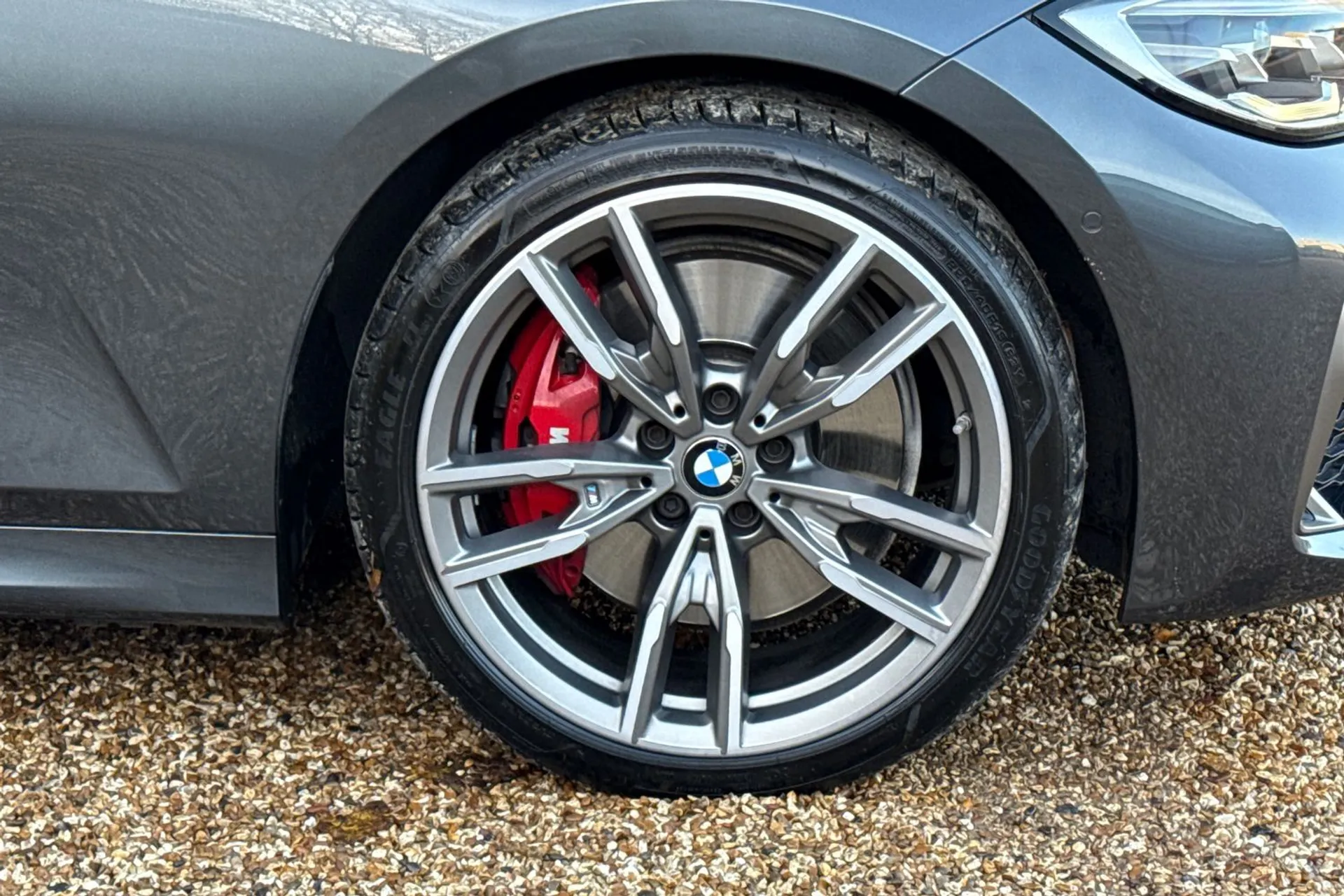 BMW 3 SERIES thumbnail image number 14