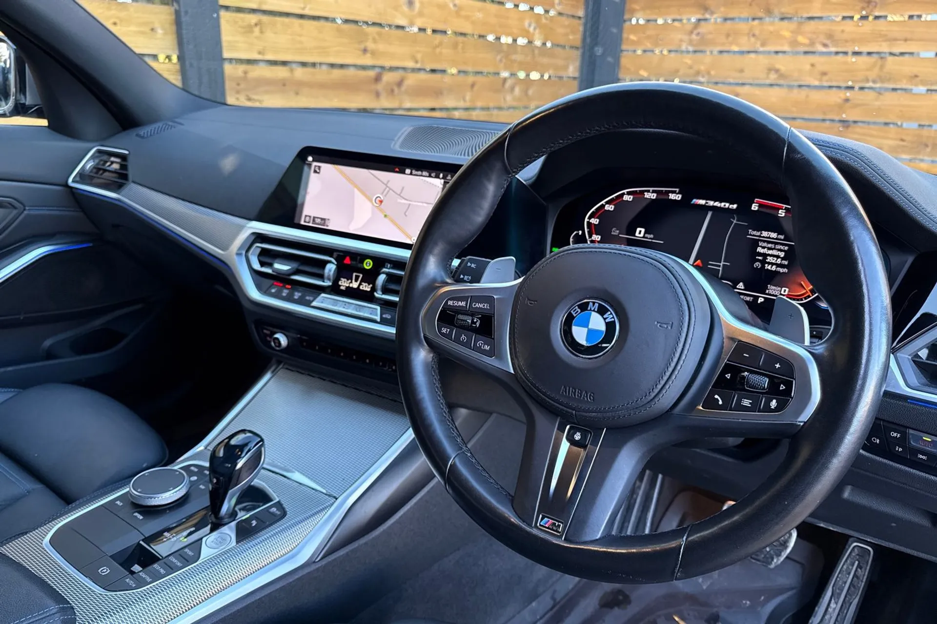 BMW 3 SERIES thumbnail image number 28