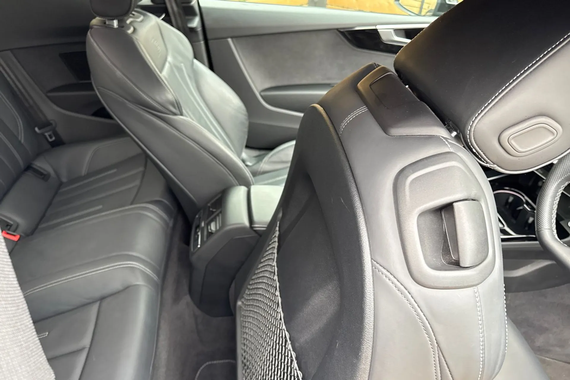 Audi A5 thumbnail image number 25