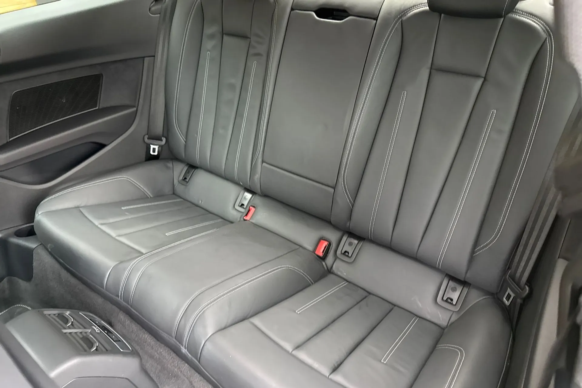 Audi A5 thumbnail image number 32