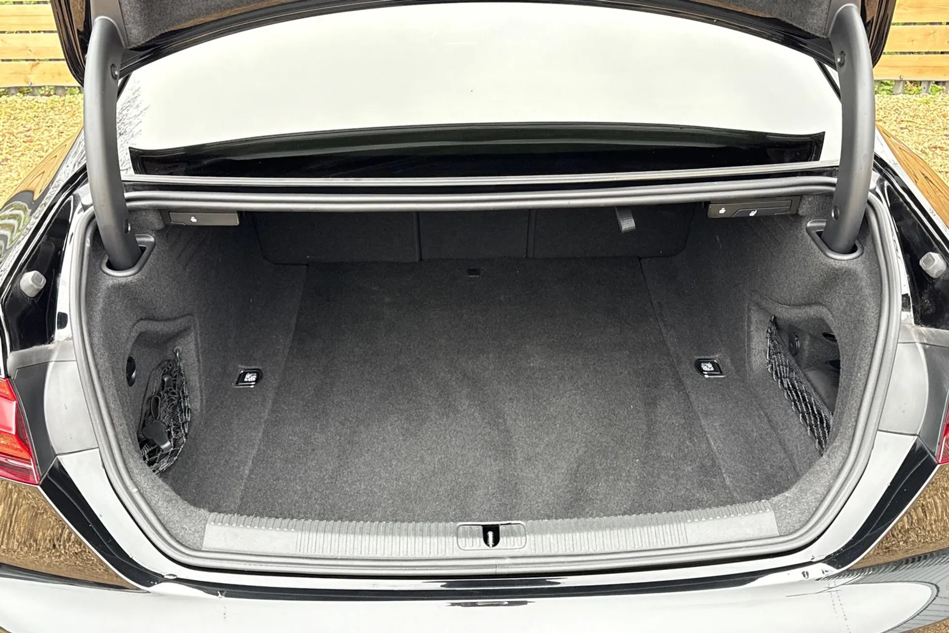 Audi A5 thumbnail image number 21