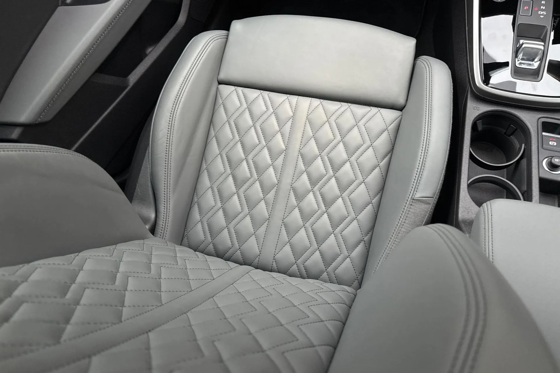 Audi A3 thumbnail image number 34