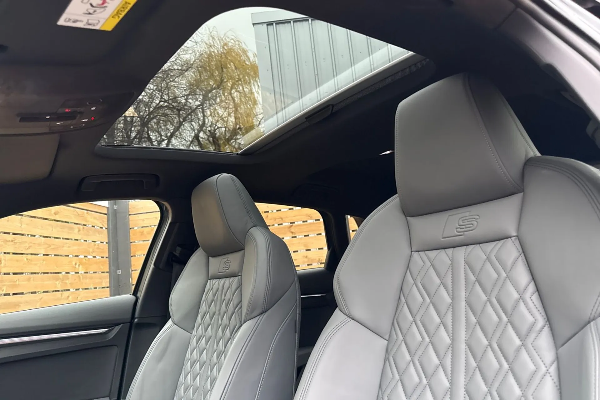 Audi A3 thumbnail image number 6