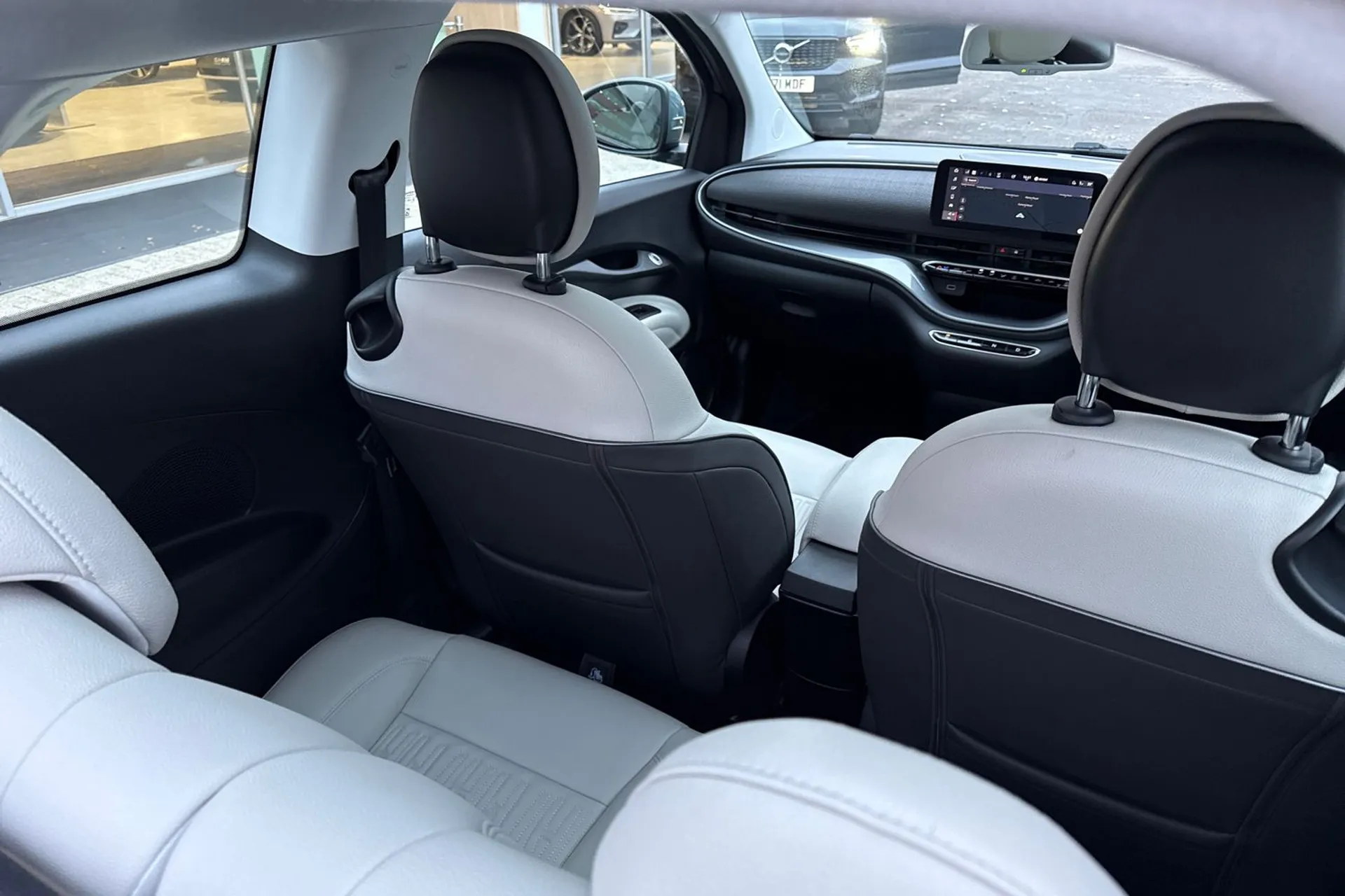 FIAT 500 thumbnail image number 23