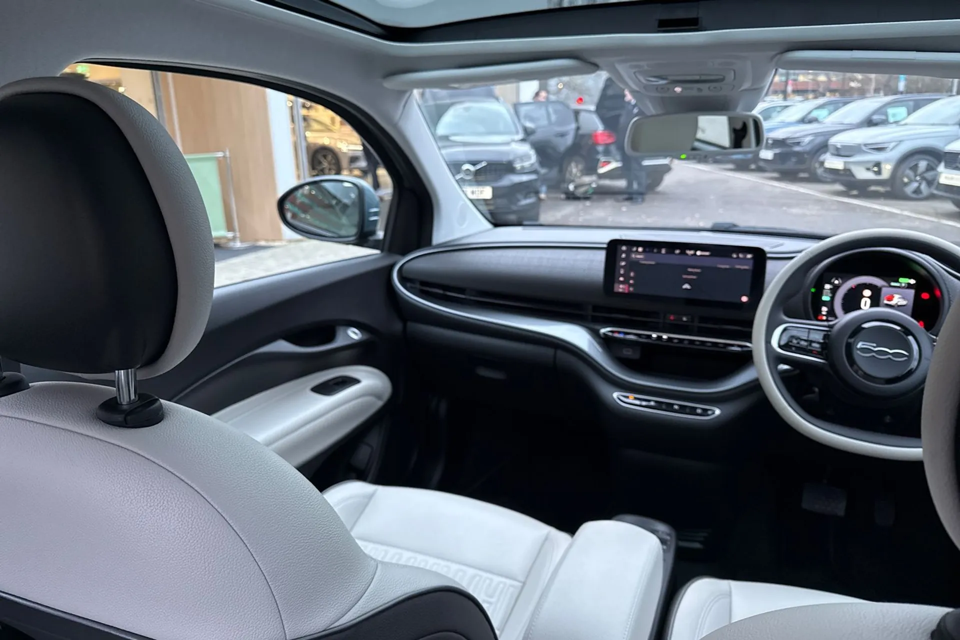 FIAT 500 thumbnail image number 32