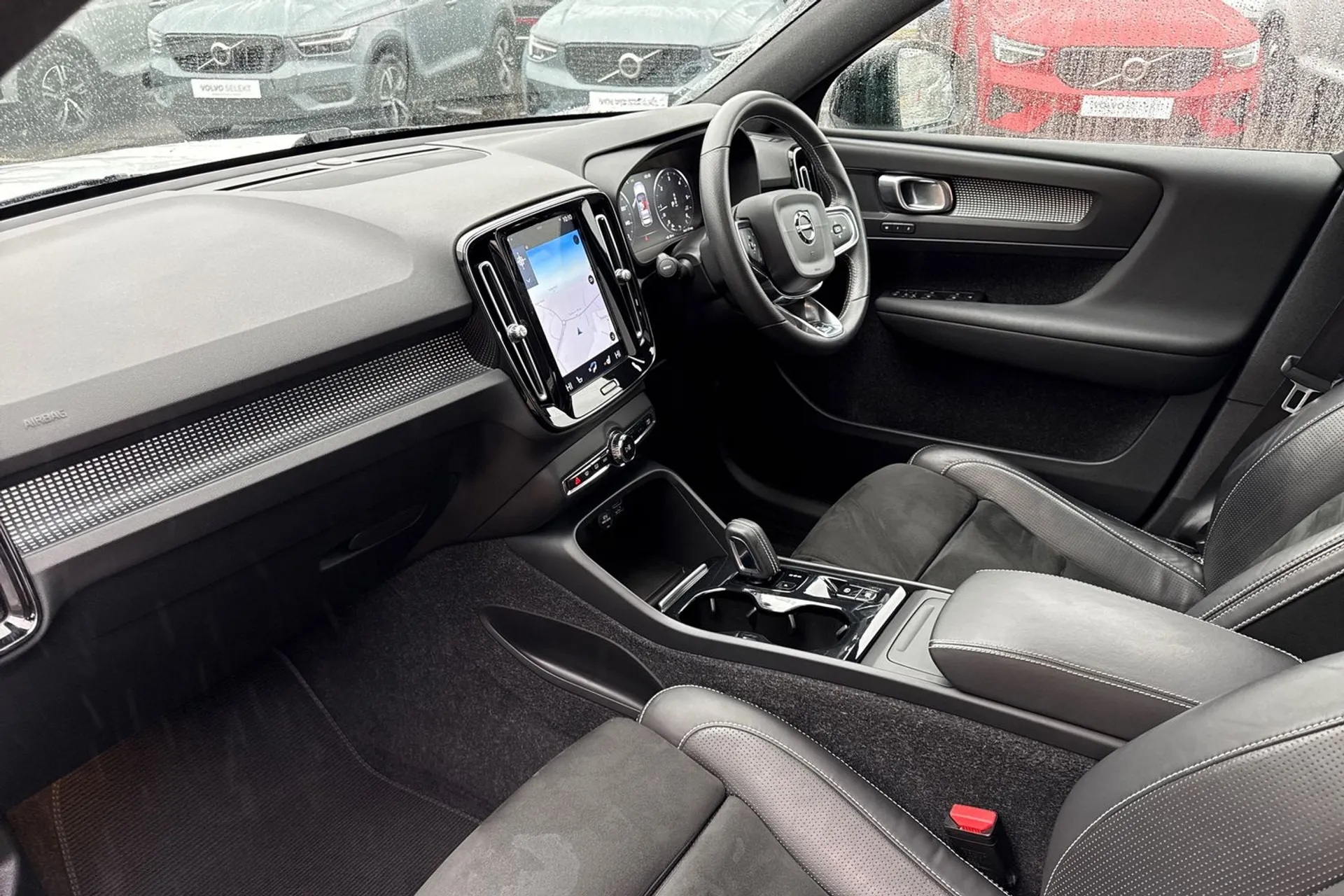 Volvo XC40 thumbnail image number 27