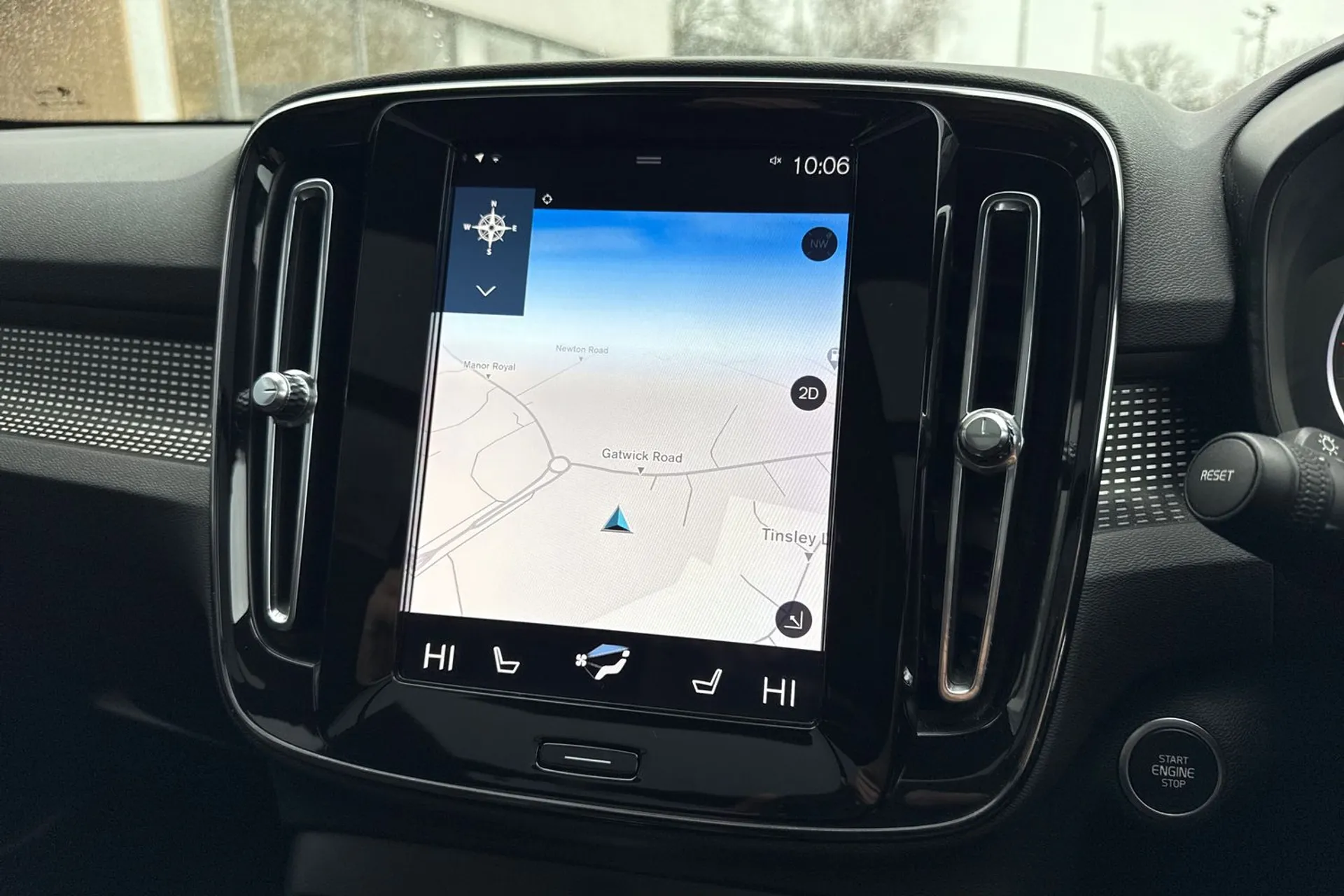 Volvo XC40 thumbnail image number 5