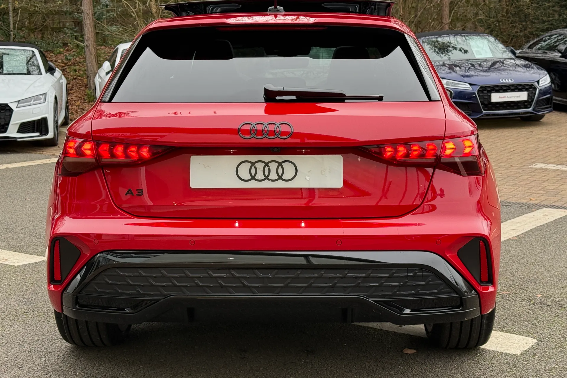 Audi A3 thumbnail image number 8