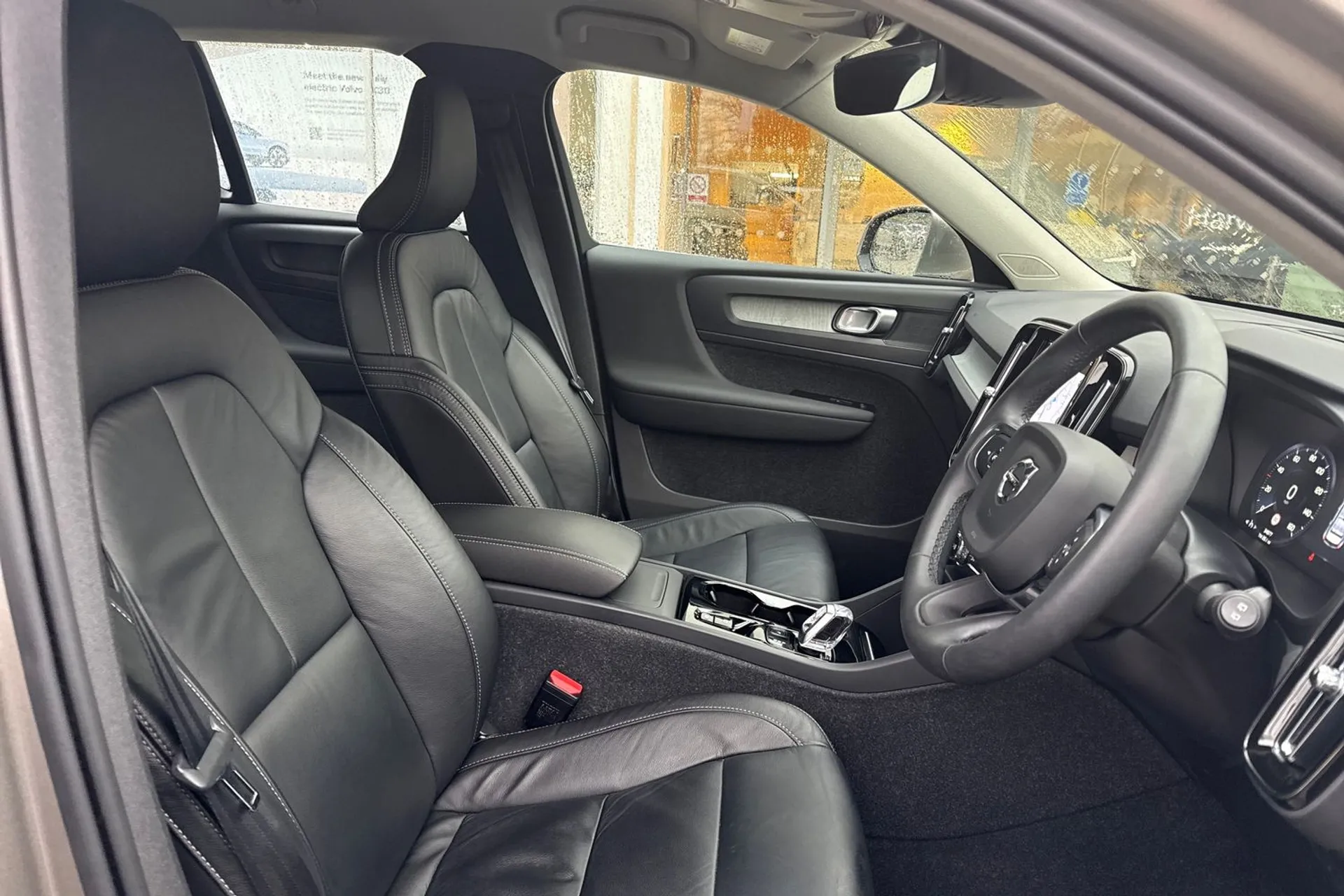 Volvo XC40 thumbnail image number 26