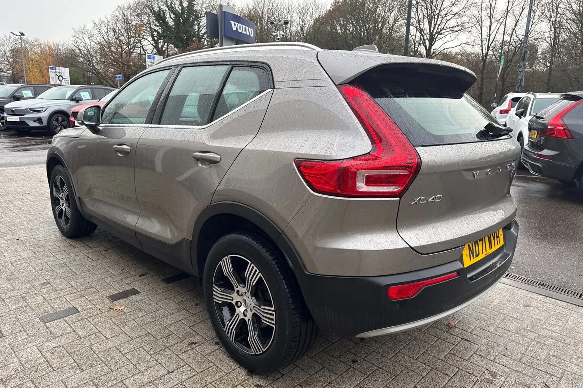 Volvo XC40 thumbnail image number 10