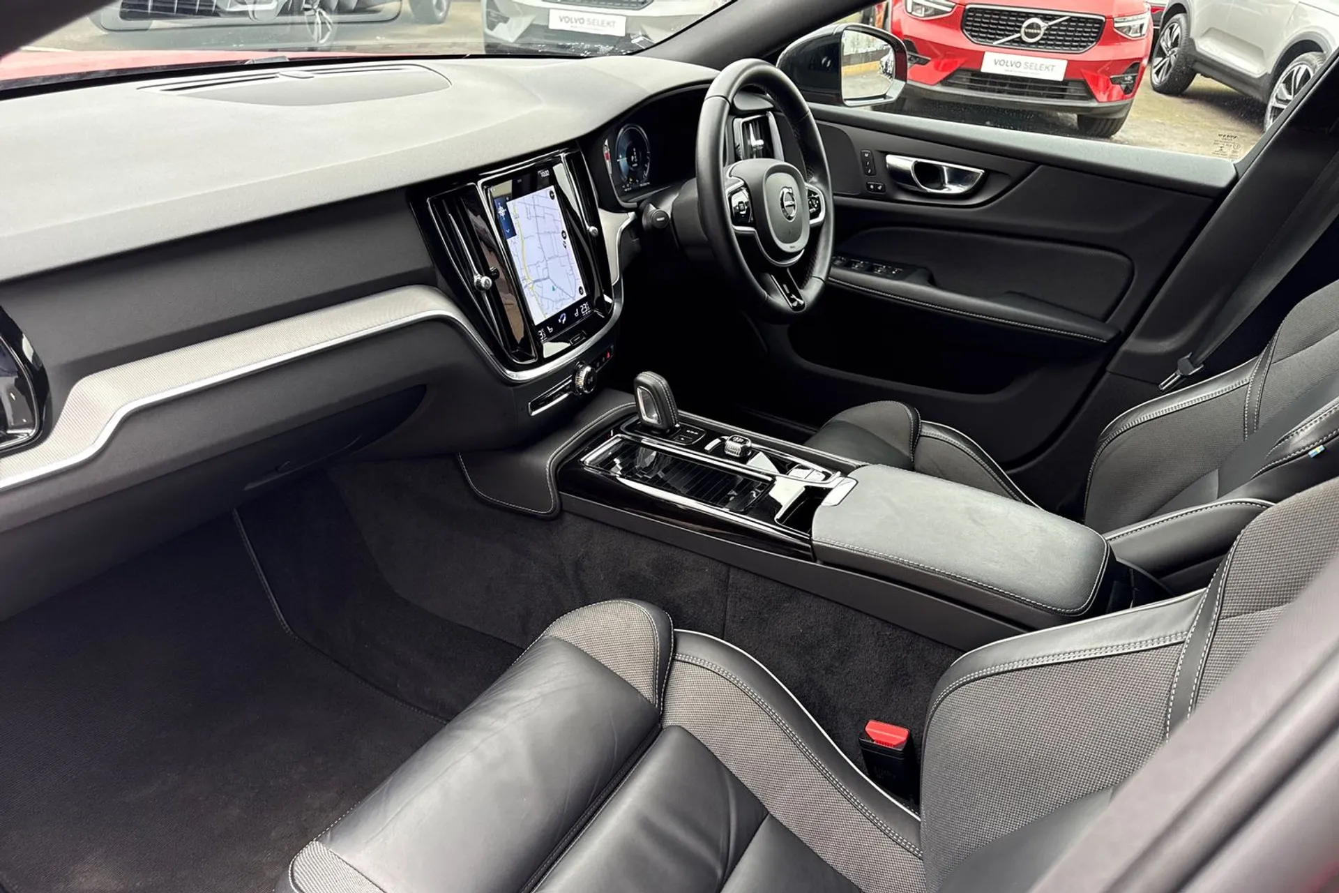 Volvo V60 thumbnail image number 27