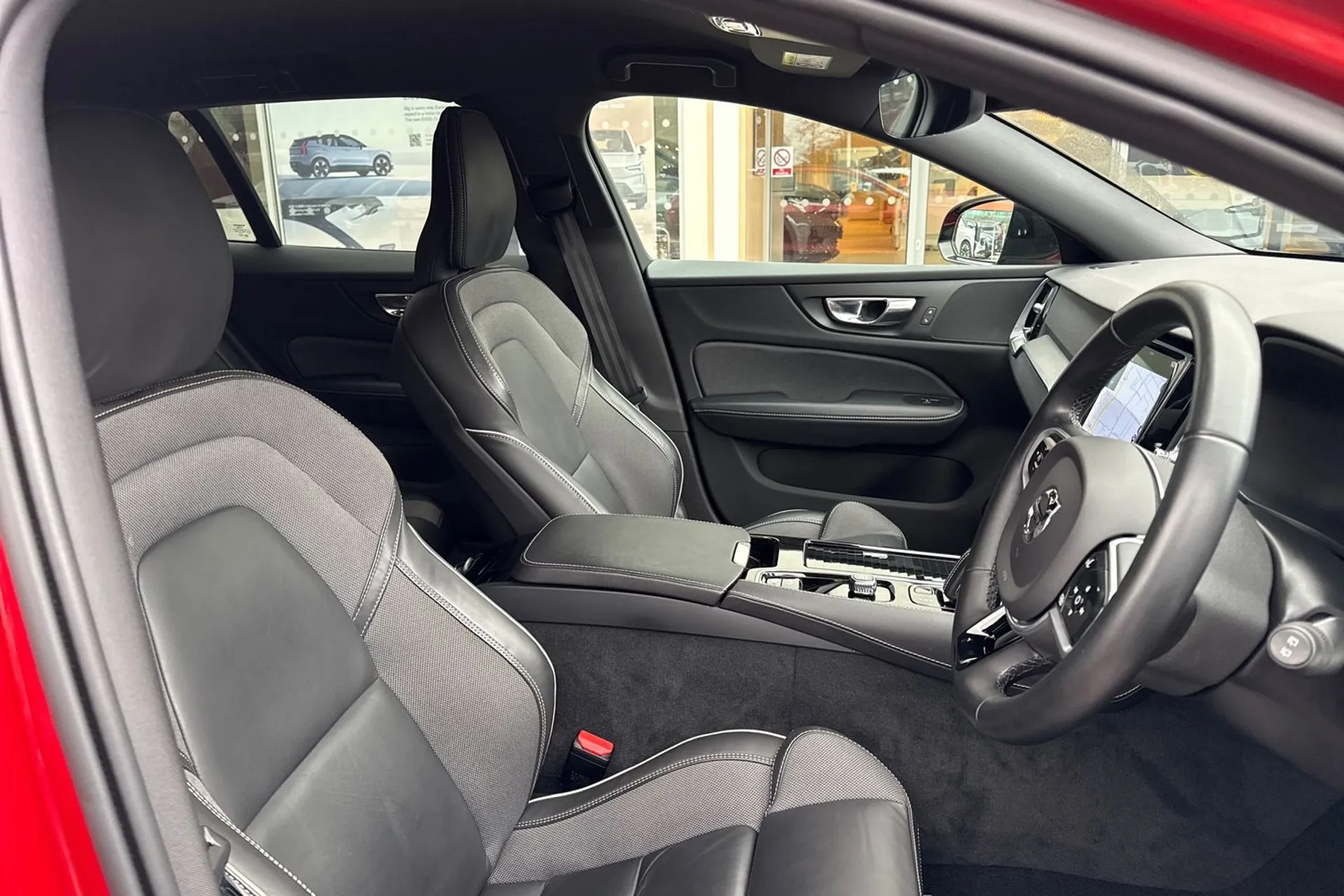 Volvo V60 thumbnail image number 26