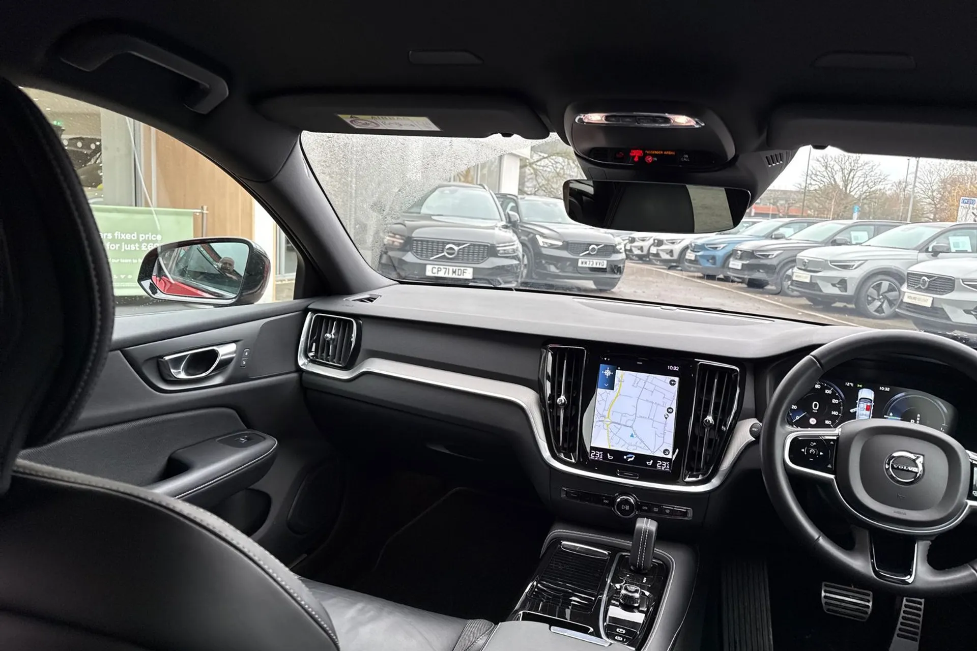 Volvo V60 thumbnail image number 32