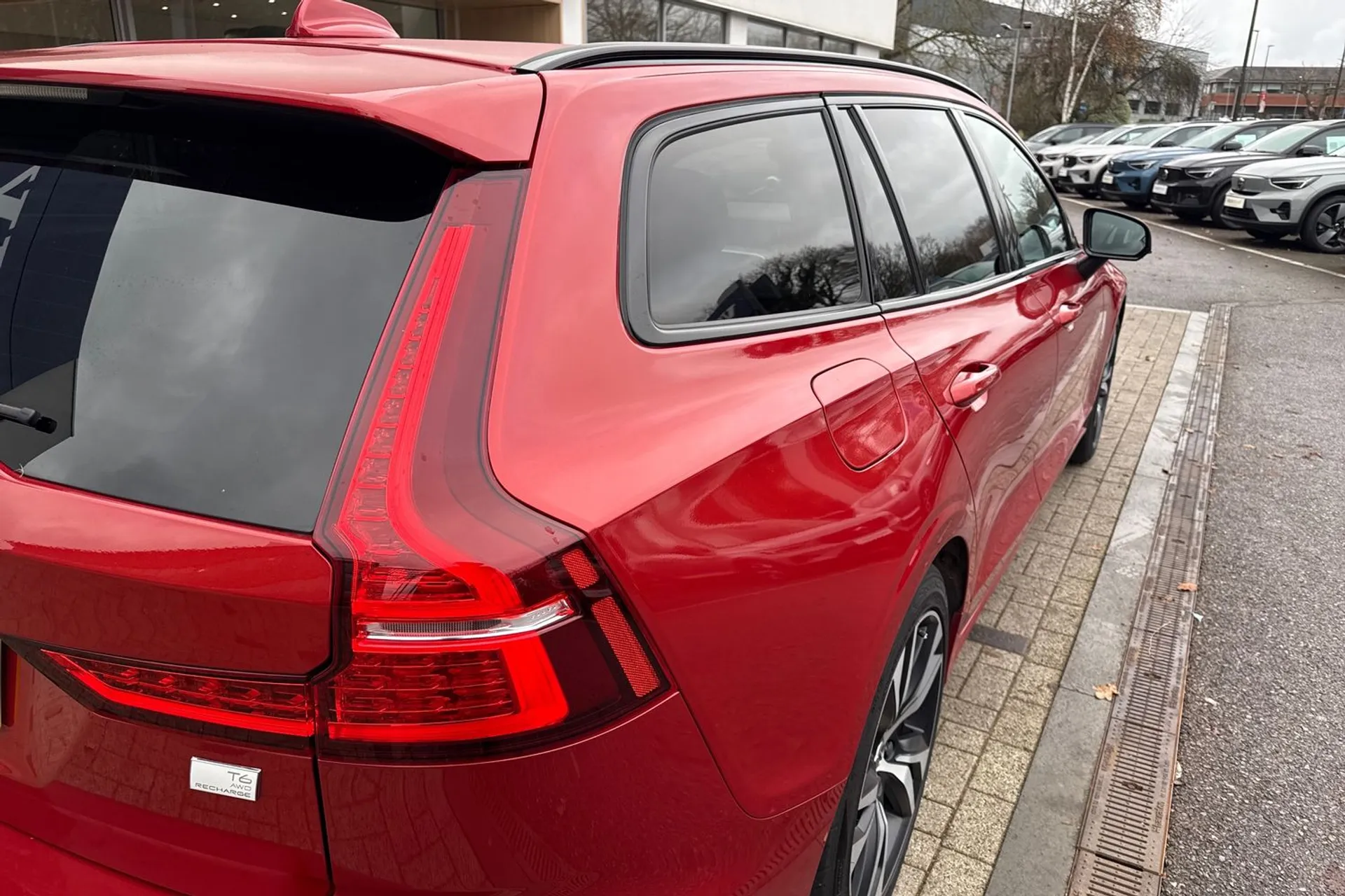 Volvo V60 thumbnail image number 15