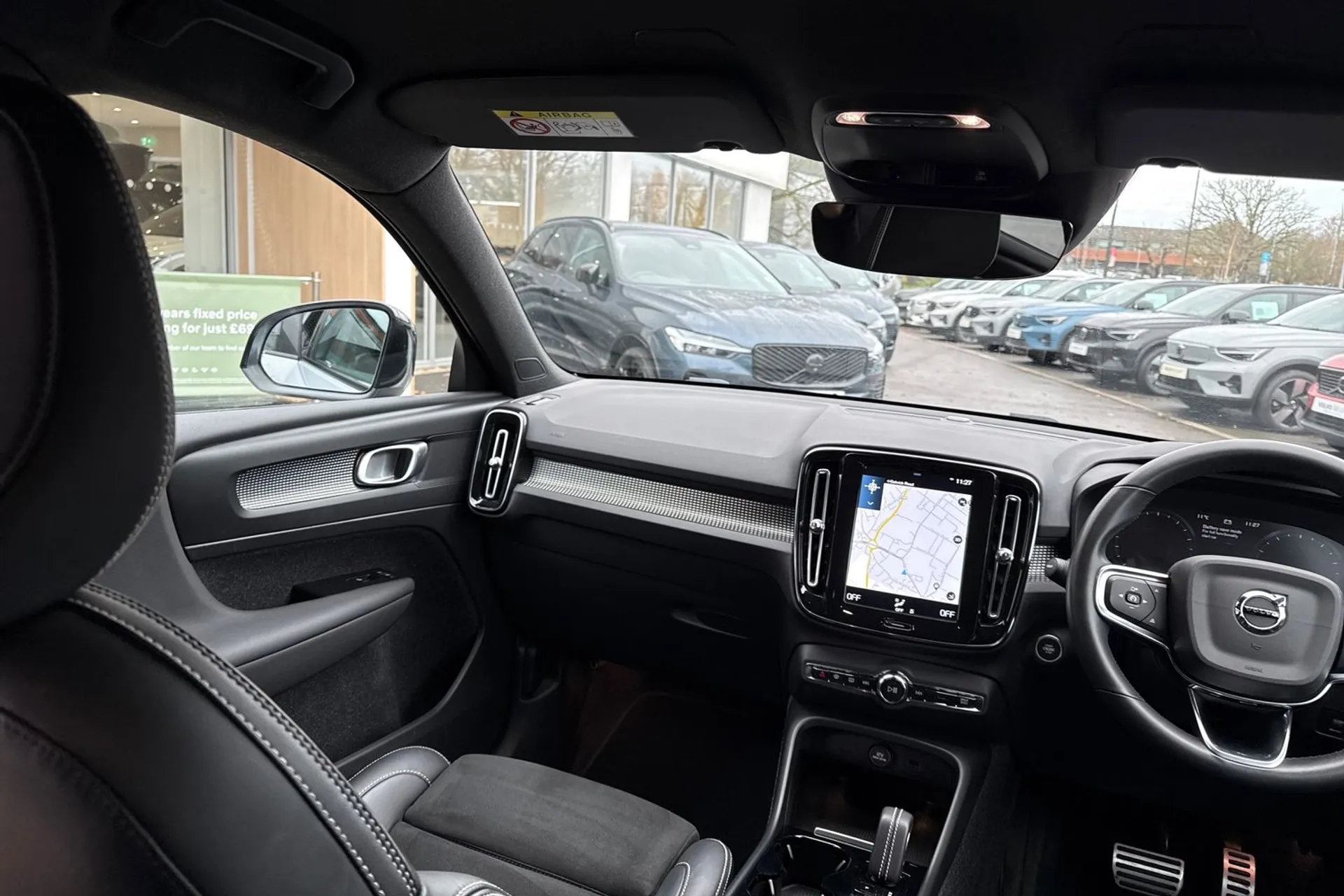 Volvo XC40 thumbnail image number 32