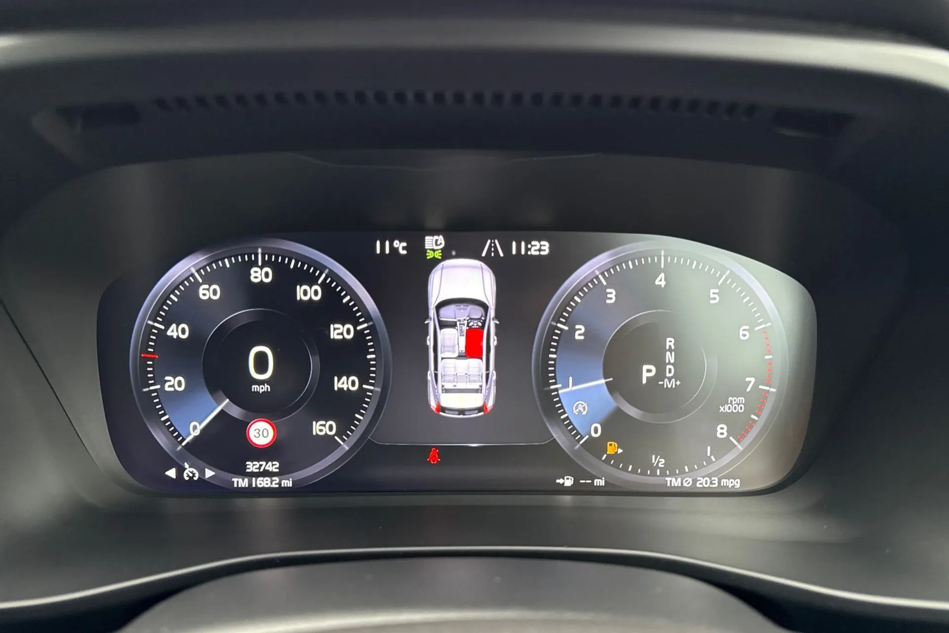 Volvo XC40 thumbnail image number 44