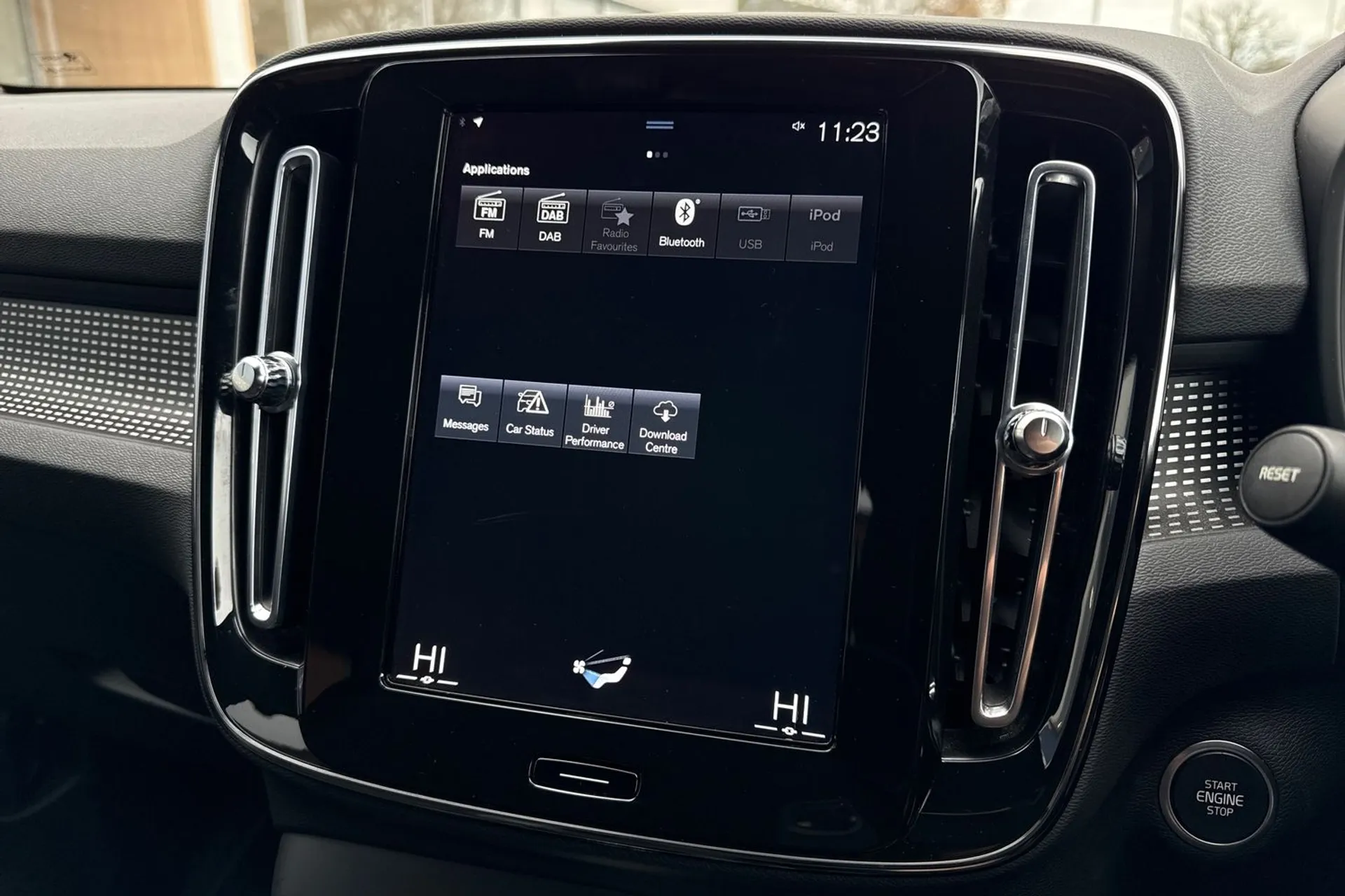 Volvo XC40 thumbnail image number 39